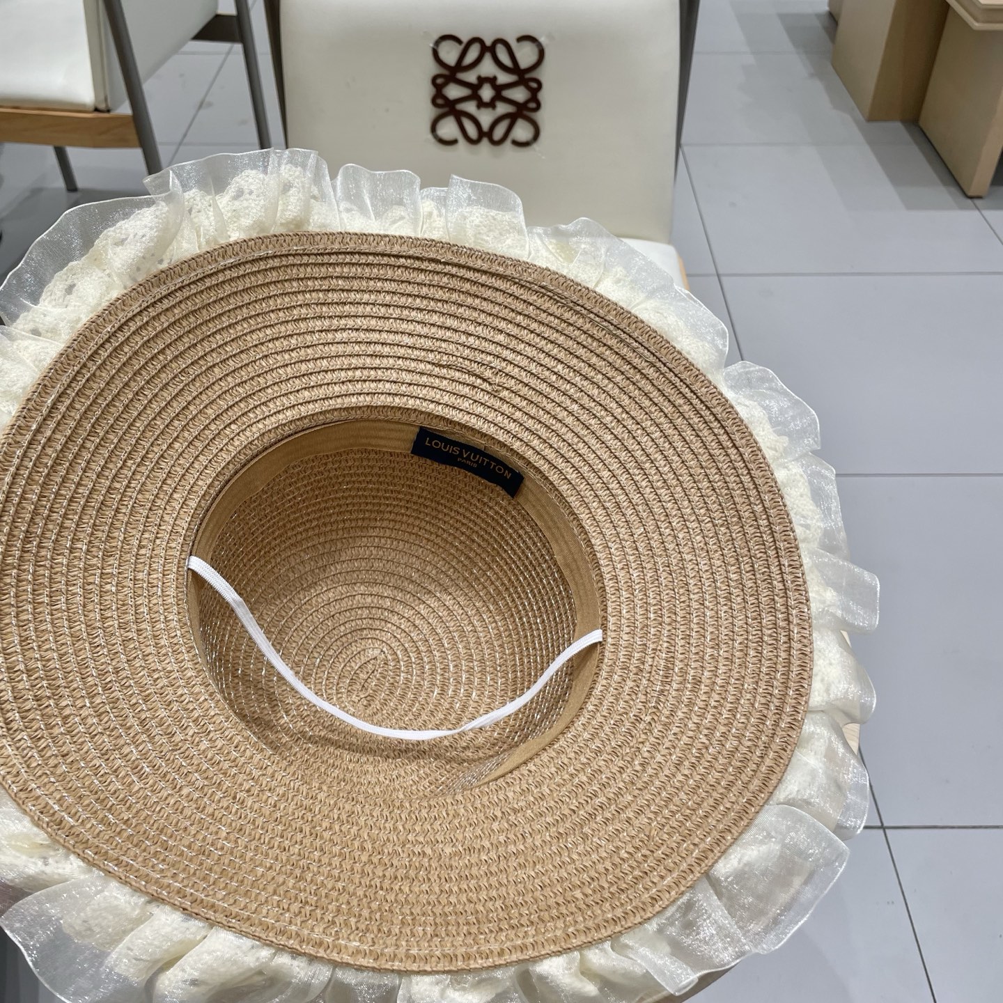 🧢路易威登棒球帽 LouisVuitton😍草帽女蕾丝蝴蝶结遮阳帽户外出游度假太阳帽沙滩防晒帽百搭渔夫帽