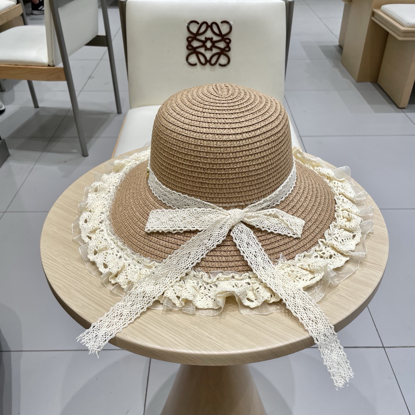 🧢路易威登棒球帽 LouisVuitton😍草帽女蕾丝蝴蝶结遮阳帽户外出游度假太阳帽沙滩防晒帽百搭渔夫帽