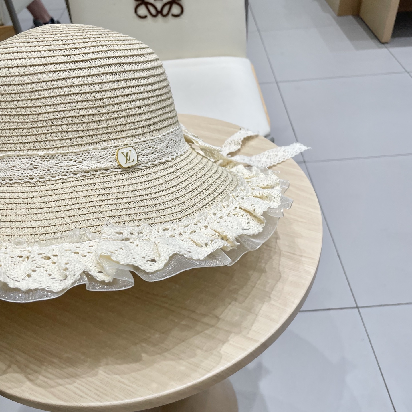 🧢路易威登棒球帽 LouisVuitton😍草帽女蕾丝蝴蝶结遮阳帽户外出游度假太阳帽沙滩防晒帽百搭渔夫帽
