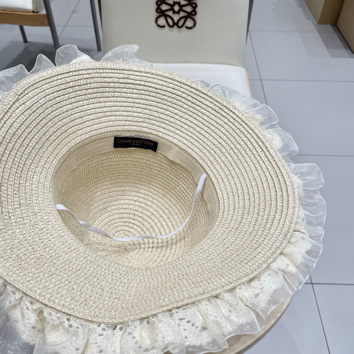 🧢路易威登棒球帽 LouisVuitton😍草帽女蕾丝蝴蝶结遮阳帽户外出游度假太阳帽沙滩防晒帽百搭渔夫帽