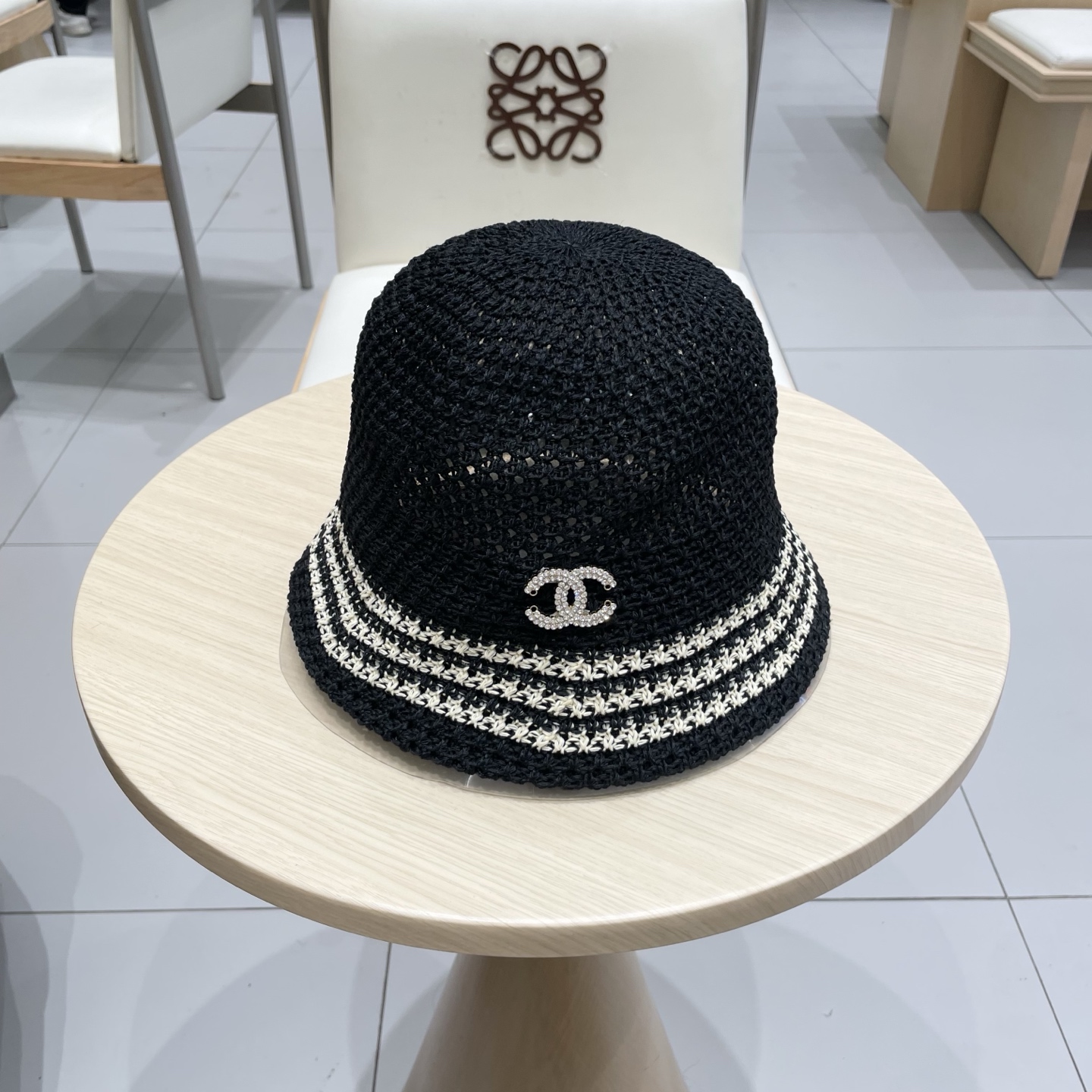 chanel香奈儿手工钩织帽子女韩版百搭镂空透气夏天薄款条纹遮阳草编盆帽水桶帽