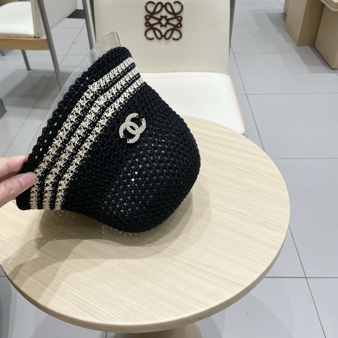 chanel香奈儿手工钩织帽子女韩版百搭镂空透气夏天薄款条纹遮阳草编盆帽水桶帽