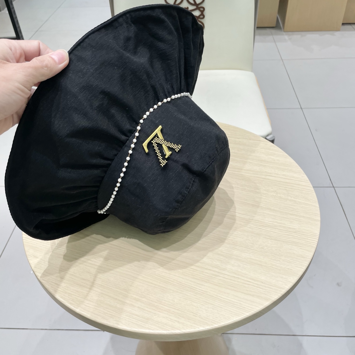 🧢路易威登棒球帽 LouisVuitton😍遮阳帽女夏天薄款时尚链条大檐渔夫帽百搭休闲显脸小遮脸防晒帽潮