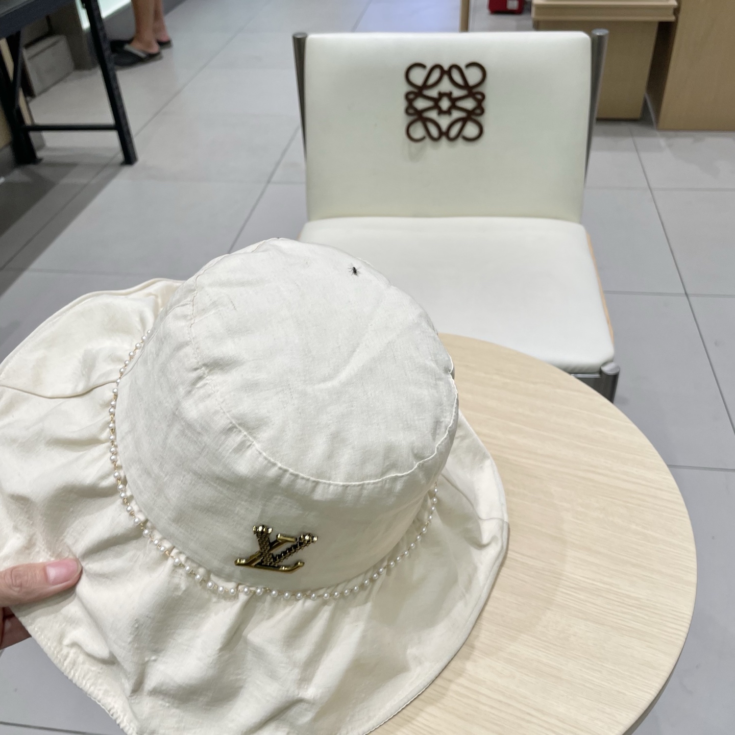 🧢路易威登棒球帽 LouisVuitton😍遮阳帽女夏天薄款时尚链条大檐渔夫帽百搭休闲显脸小遮脸防晒帽潮