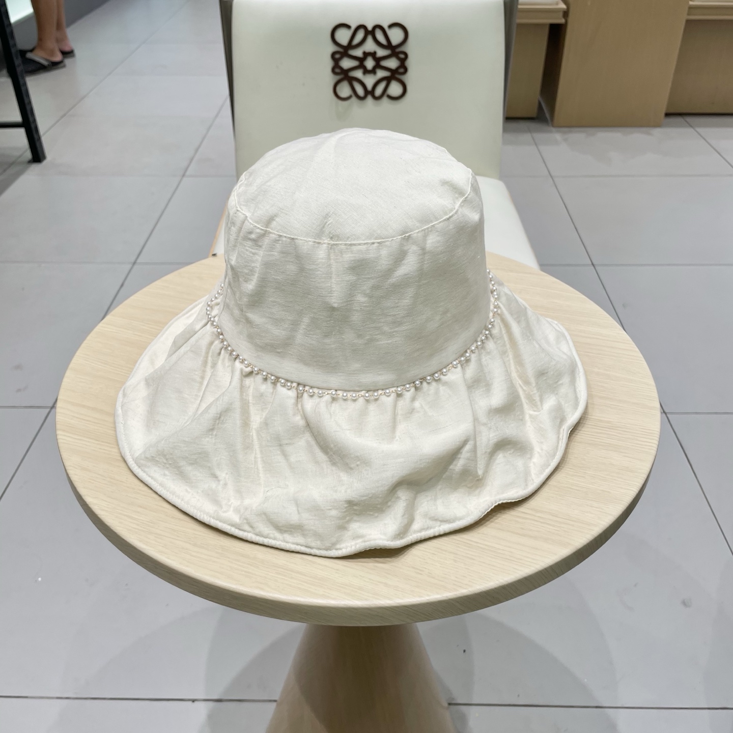 🧢路易威登棒球帽 LouisVuitton😍遮阳帽女夏天薄款时尚链条大檐渔夫帽百搭休闲显脸小遮脸防晒帽潮