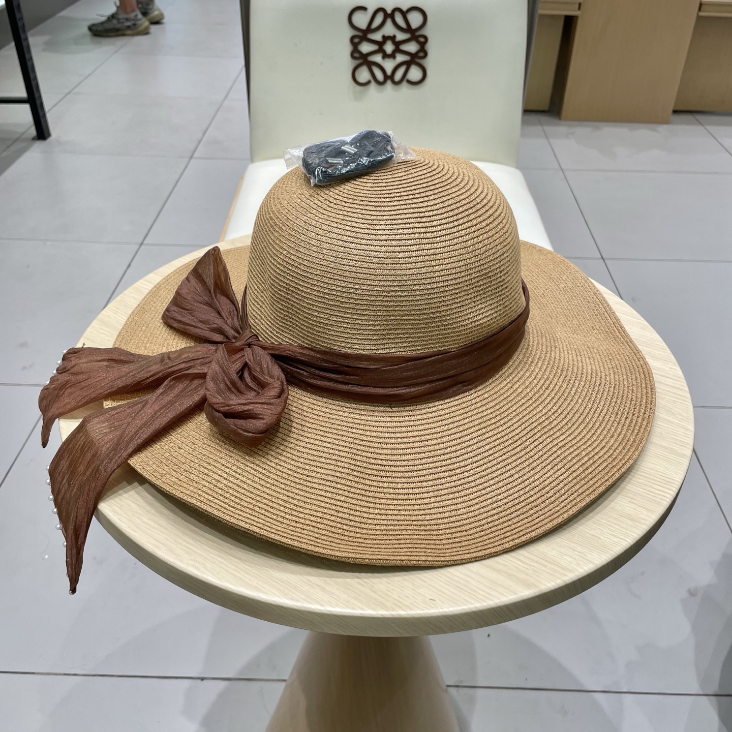 缪缪miumiu百搭草帽女出游度假海边法式防晒大檐帽蝴蝶结飘带沙滩帽遮阳帽子
