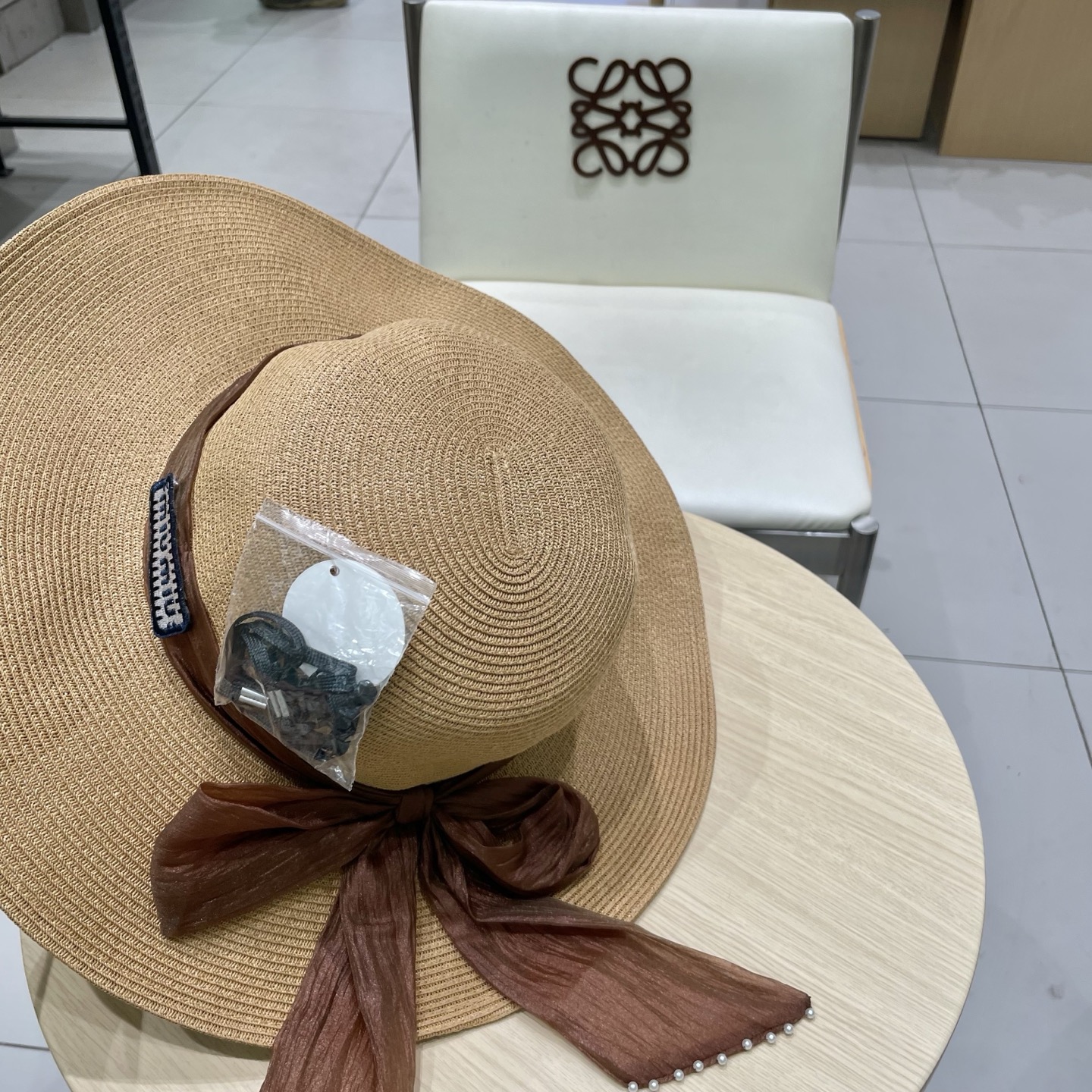 缪缪miumiu百搭草帽女出游度假海边法式防晒大檐帽蝴蝶结飘带沙滩帽遮阳帽子