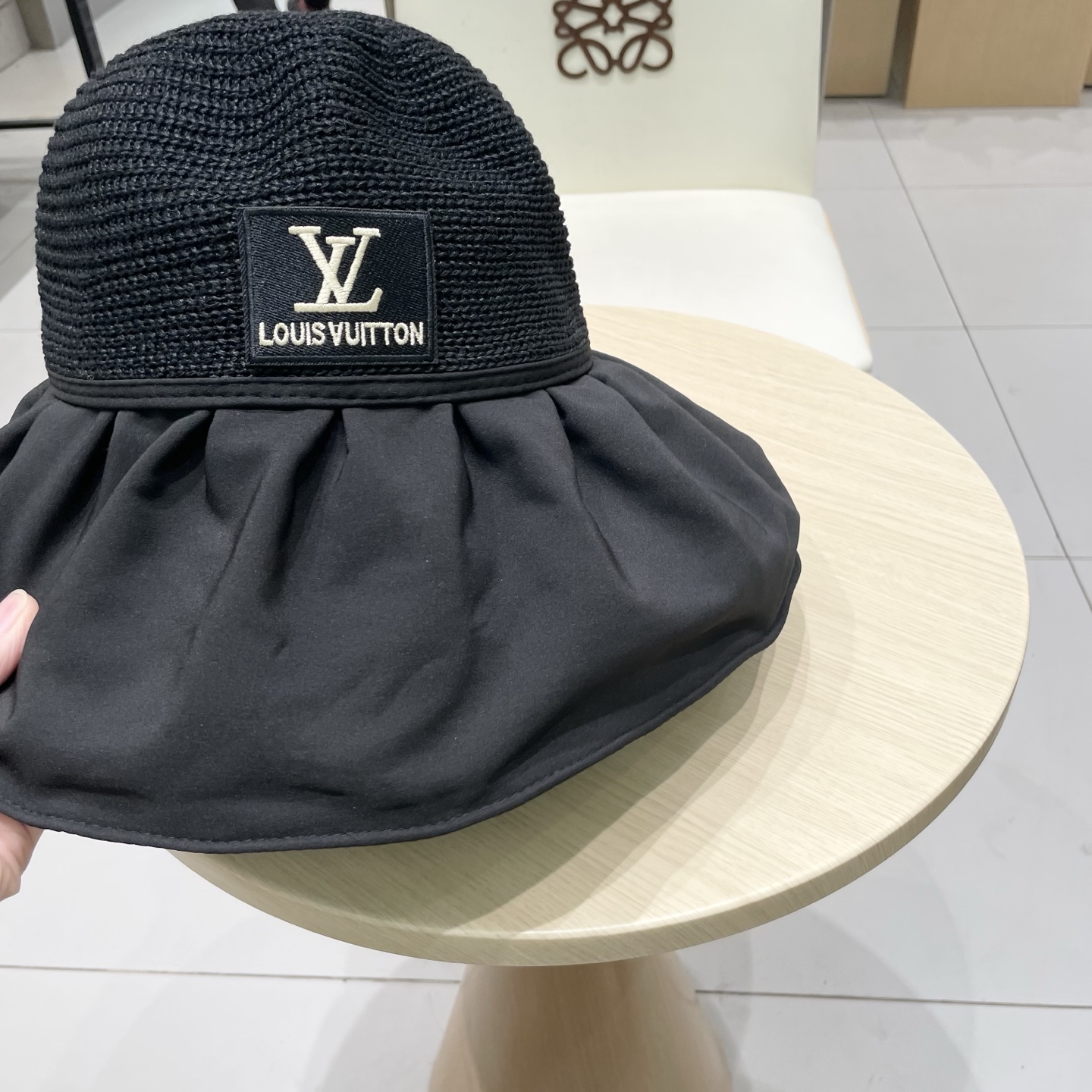 🧢路易威登LouisVuitton😍黑胶大檐防晒遮阳帽女夏季太阳遮脸防紫外线蝴蝶结大头围渔夫帽子