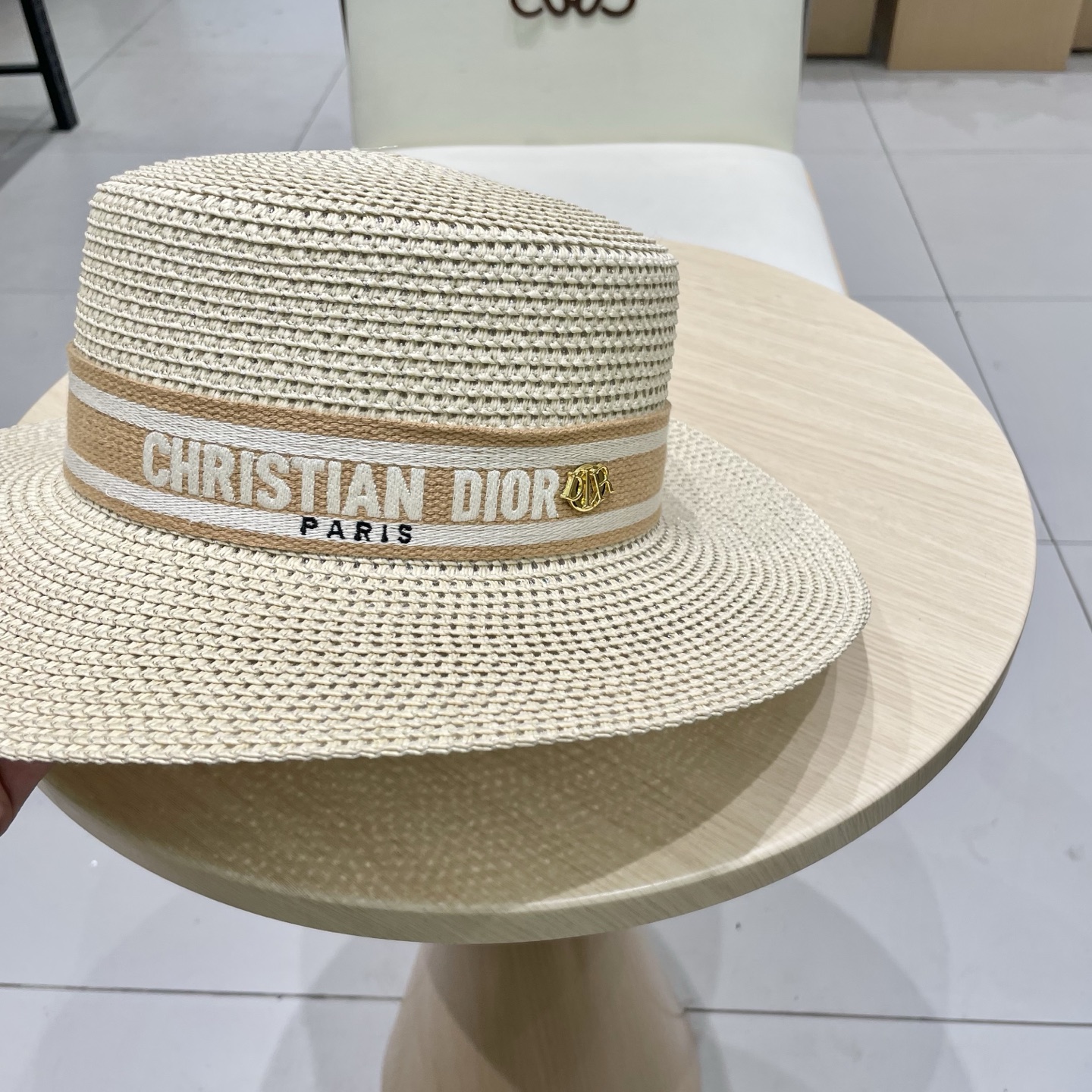 迪奥Dior 新款平顶草帽，高级定制，名媛风，夏季防晒防紫外线，出行必备，百搭好看