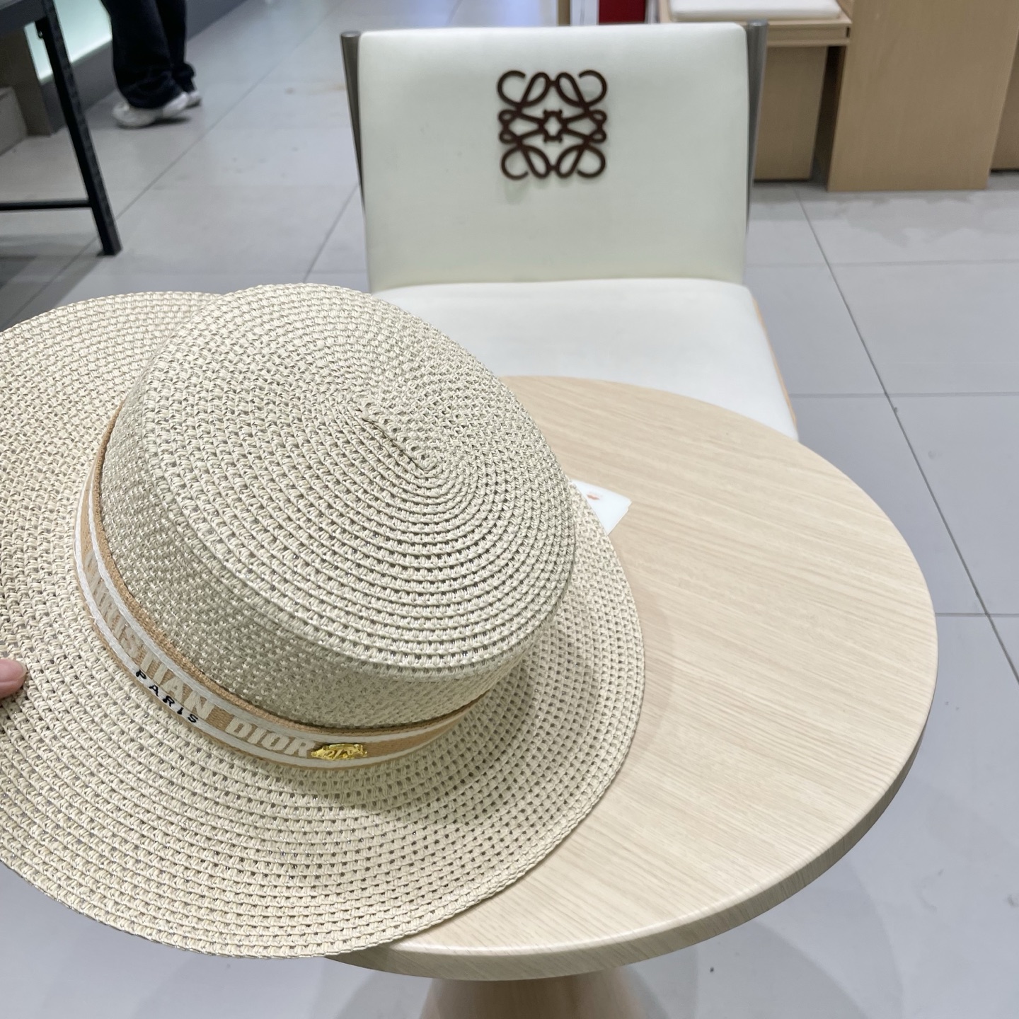 迪奥Dior 新款平顶草帽，高级定制，名媛风，夏季防晒防紫外线，出行必备，百搭好看