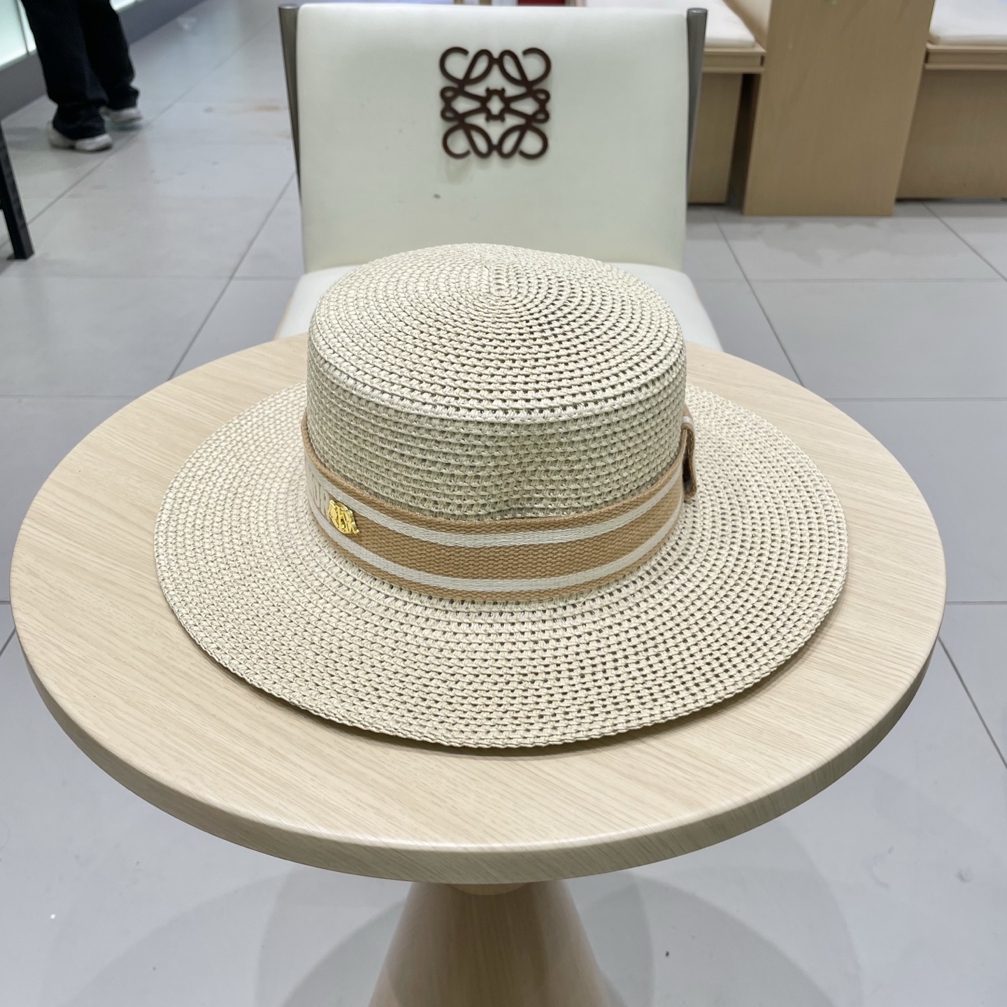 迪奥Dior 新款平顶草帽，高级定制，名媛风，夏季防晒防紫外线，出行必备，百搭好看