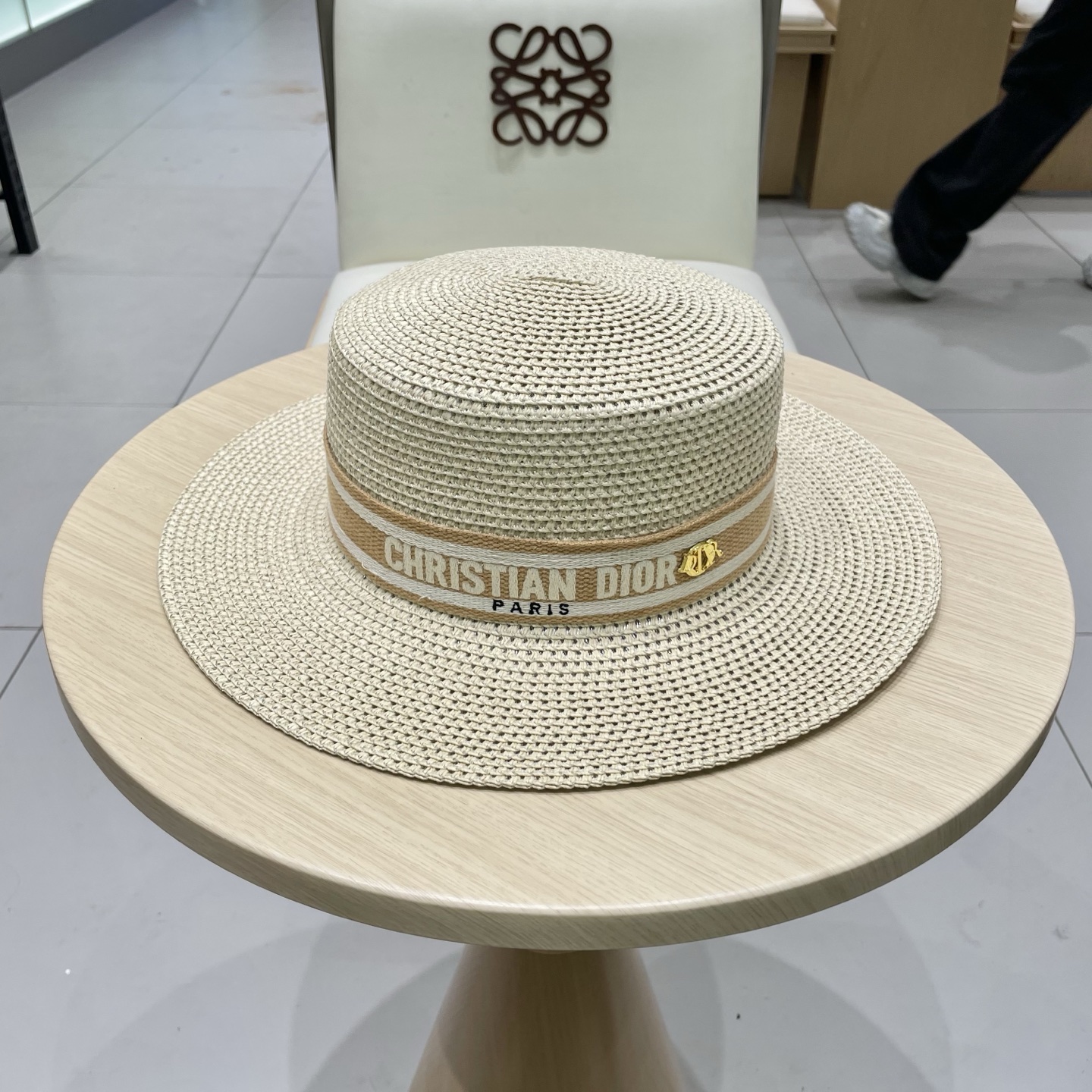 迪奥Dior 新款平顶草帽，高级定制，名媛风，夏季防晒防紫外线，出行必备，百搭好看