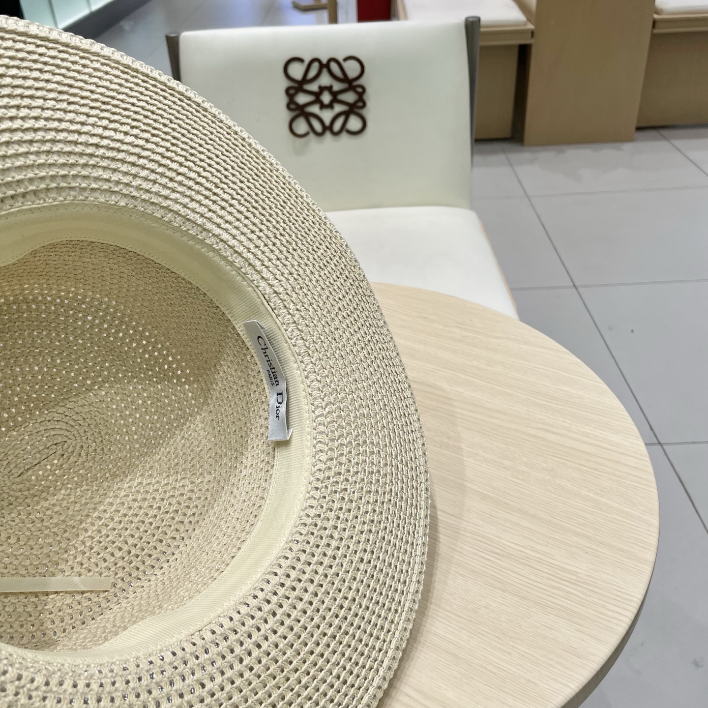 迪奥Dior 新款平顶草帽，高级定制，名媛风，夏季防晒防紫外线，出行必备，百搭好看