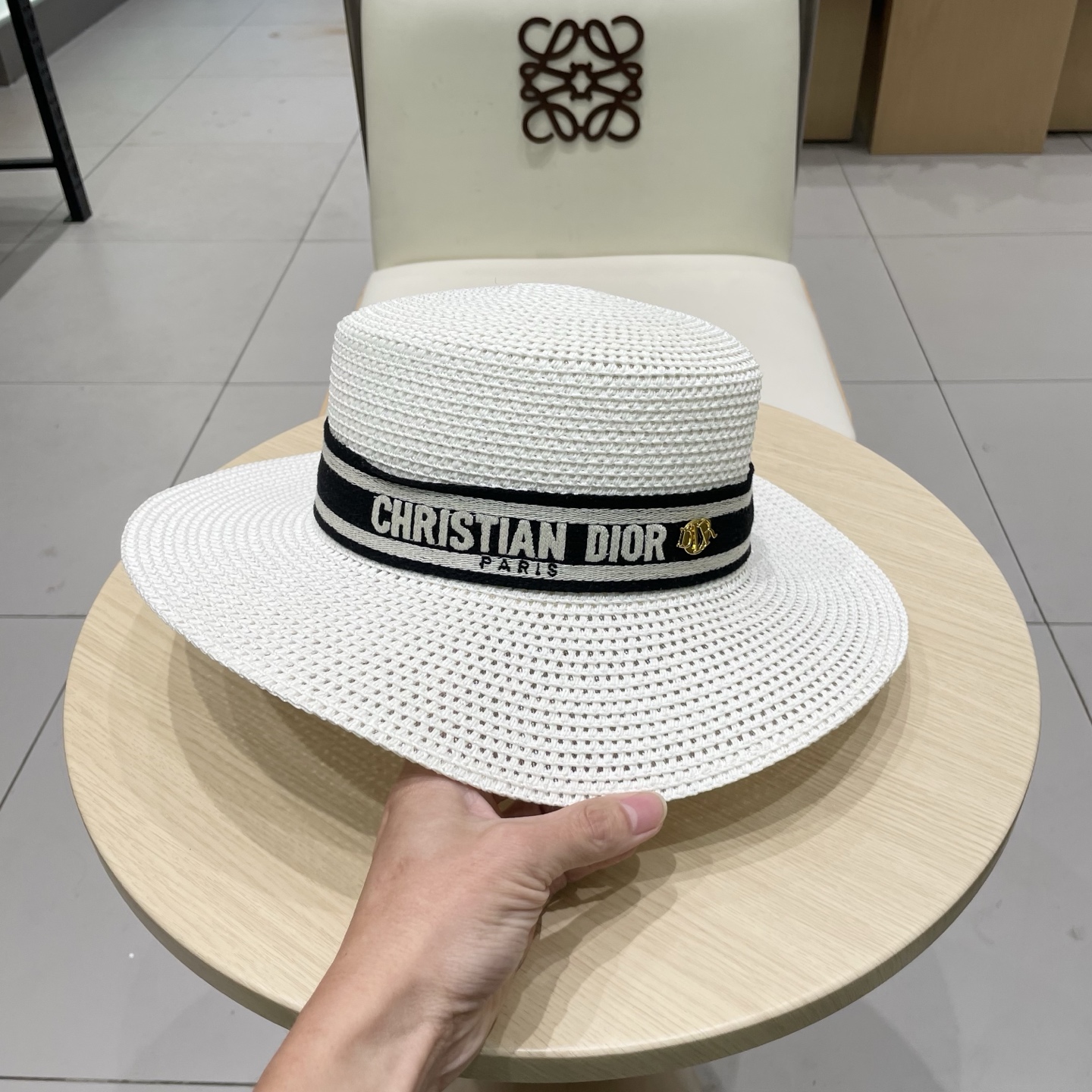 迪奥Dior 新款平顶草帽，高级定制，名媛风，夏季防晒防紫外线，出行必备，百搭好看