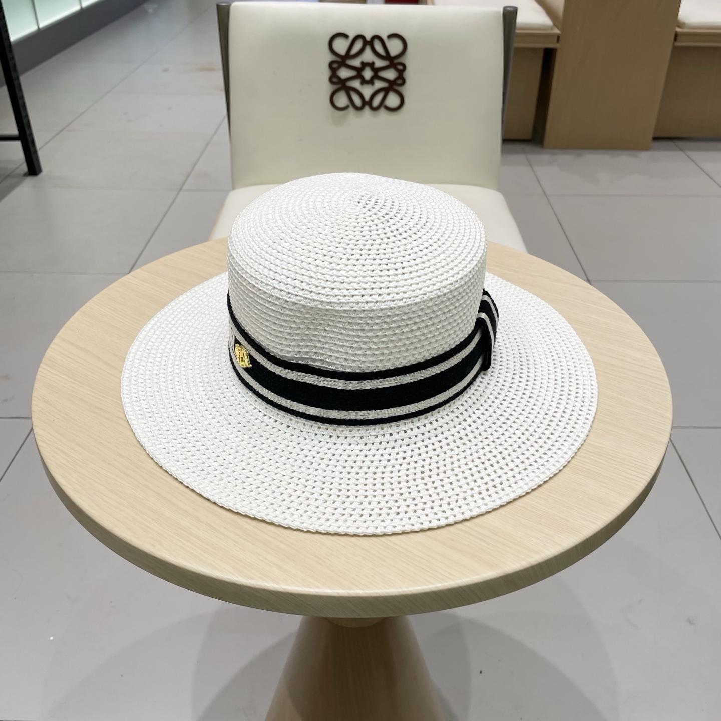 迪奥Dior 新款平顶草帽，高级定制，名媛风，夏季防晒防紫外线，出行必备，百搭好看