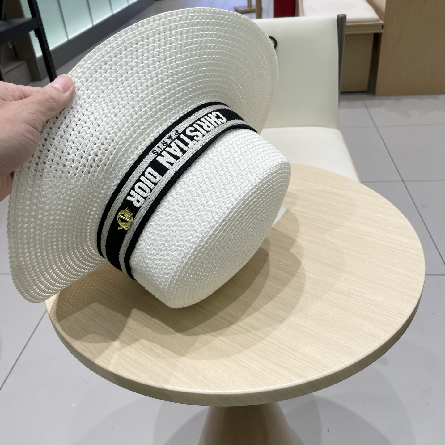 迪奥Dior 新款平顶草帽，高级定制，名媛风，夏季防晒防紫外线，出行必备，百搭好看