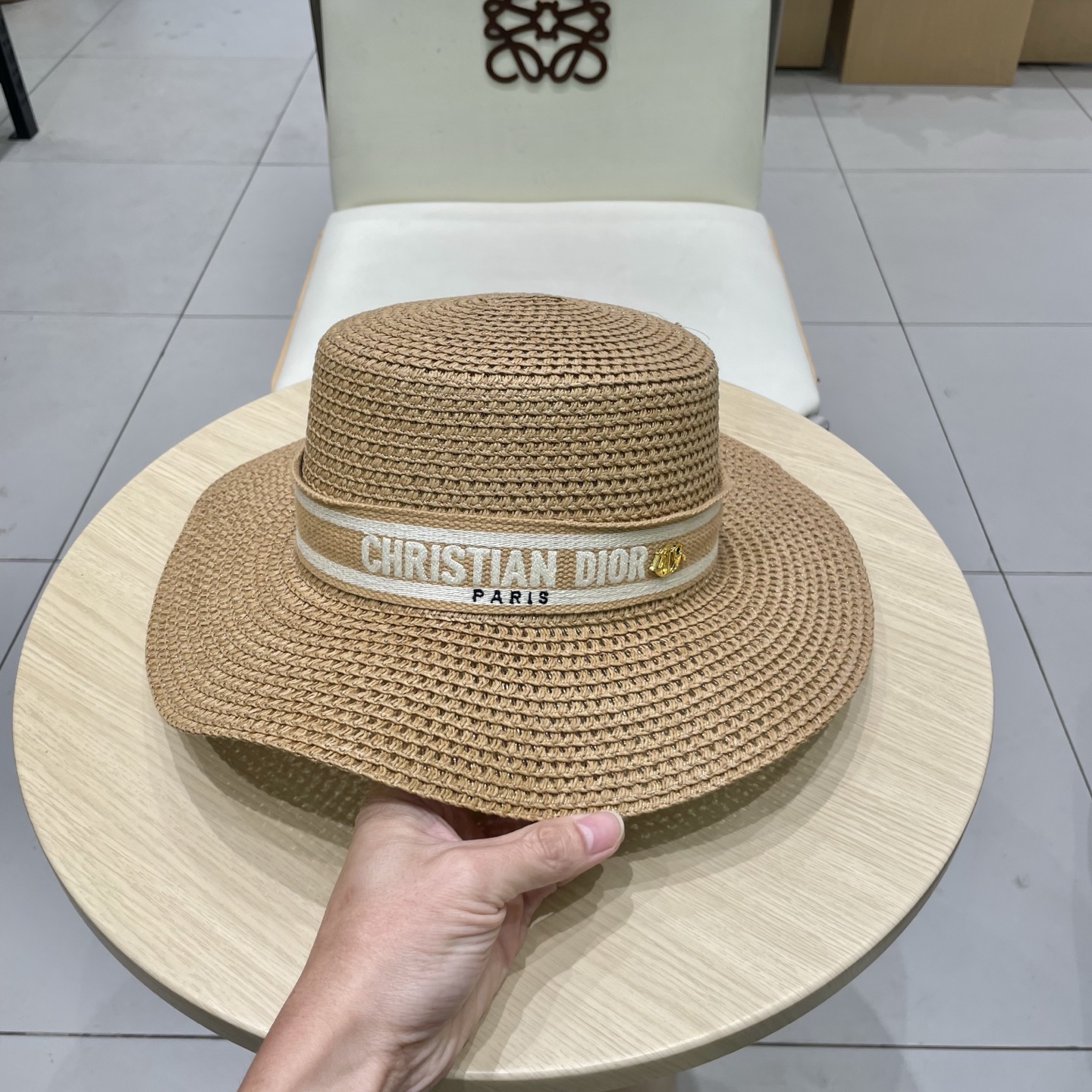 迪奥Dior 新款平顶草帽，高级定制，名媛风，夏季防晒防紫外线，出行必备，百搭好看