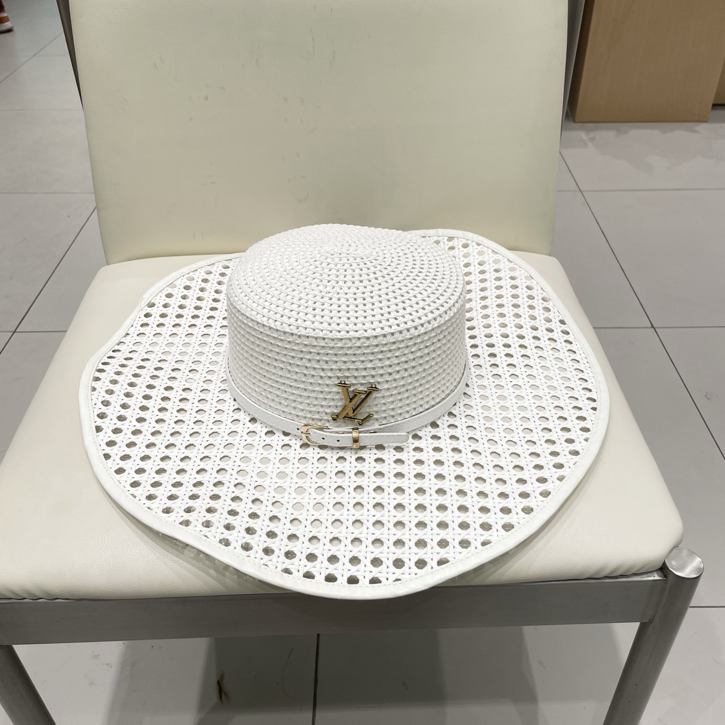  LV新款草帽，镂空设计，旅游必备，头围57cm