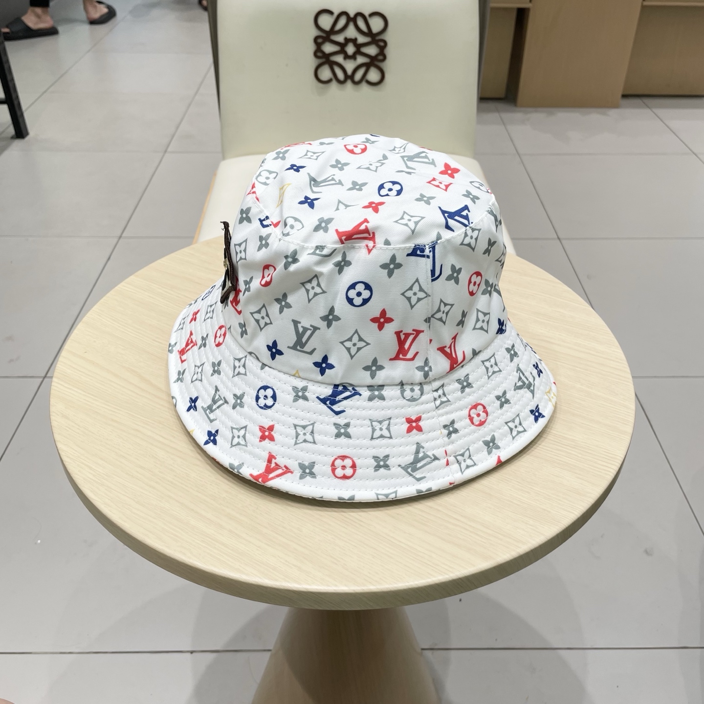 LV新款渔夫帽，老花字头围57cm