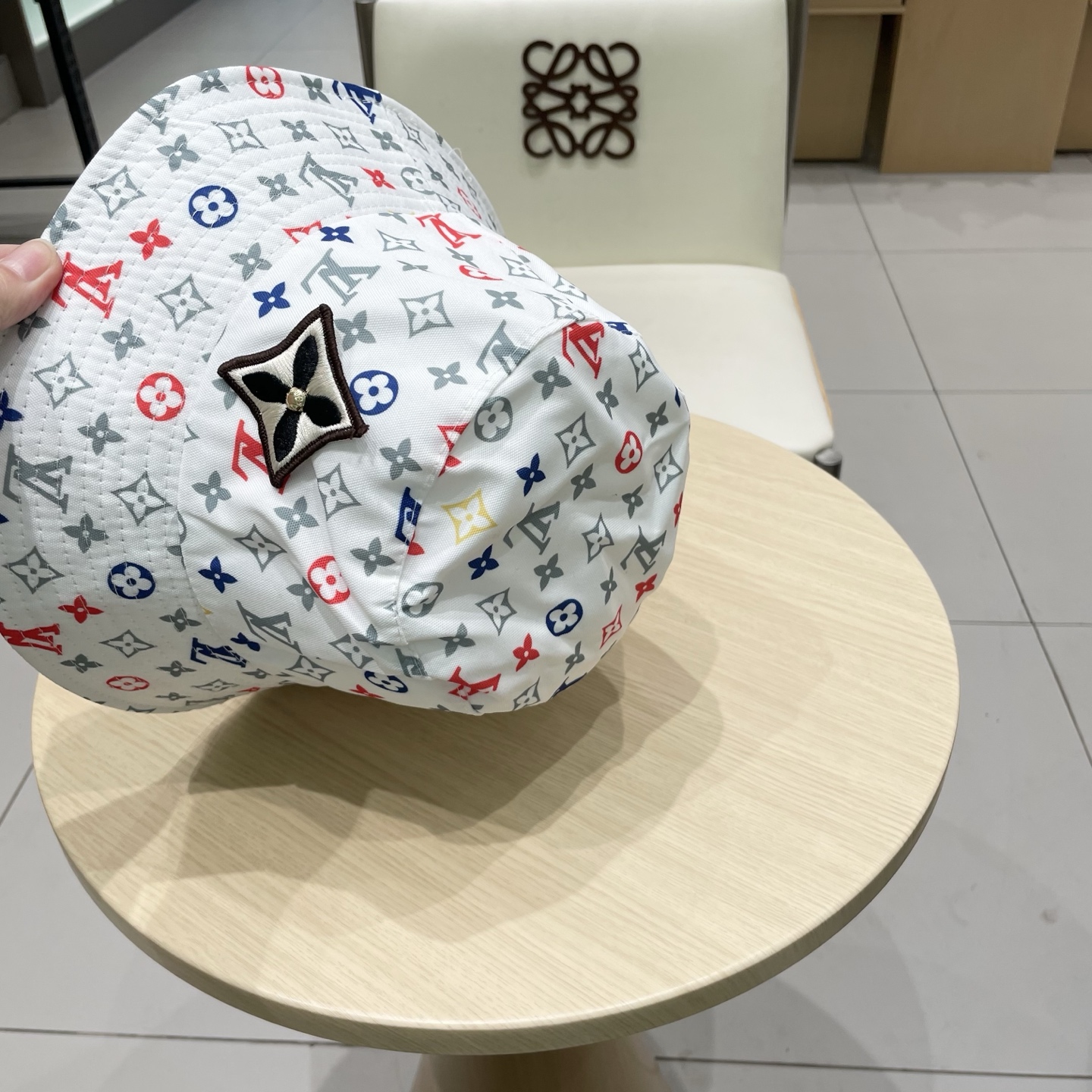 LV新款渔夫帽，老花字头围57cm