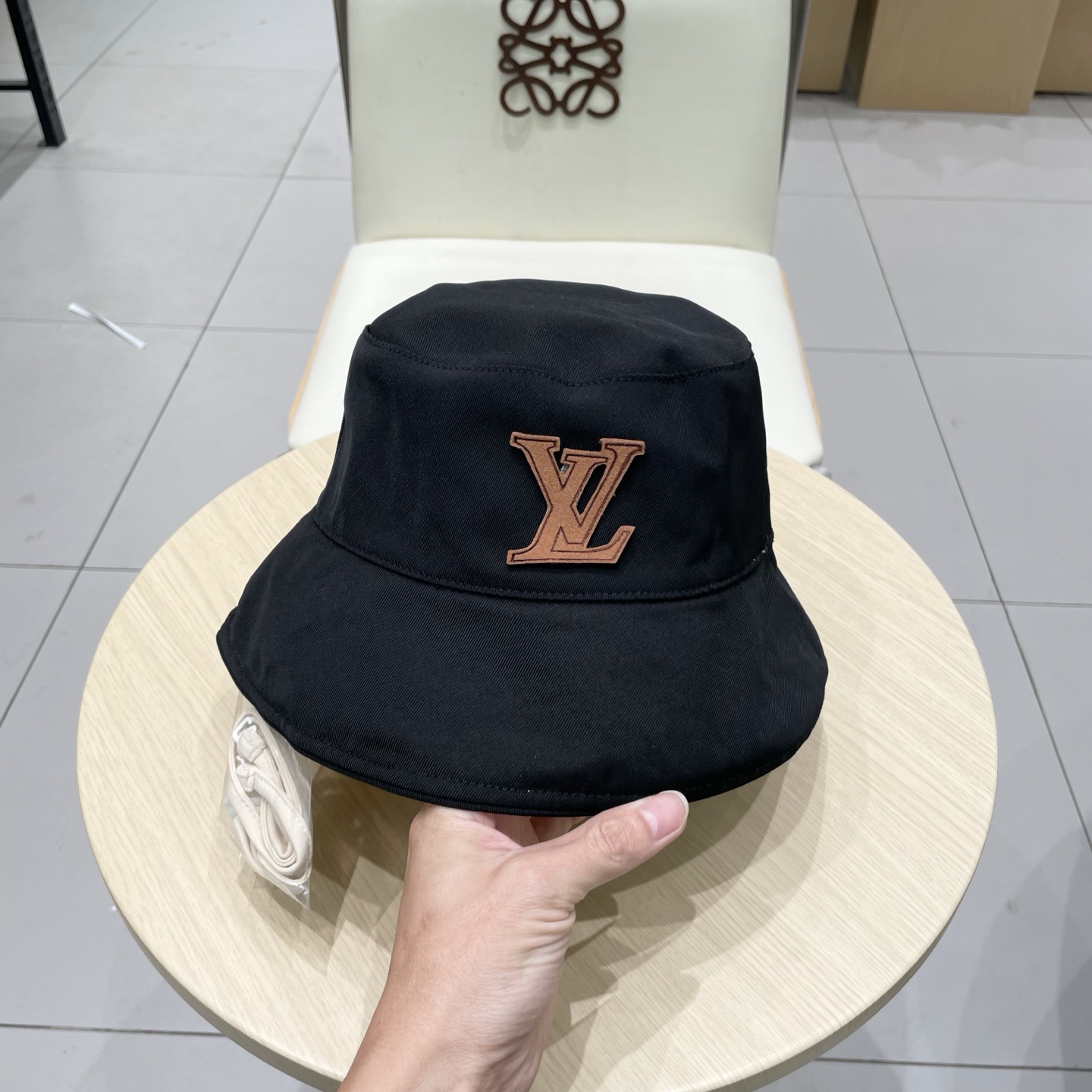 LV 路易威登新款渔夫帽，头围57cm