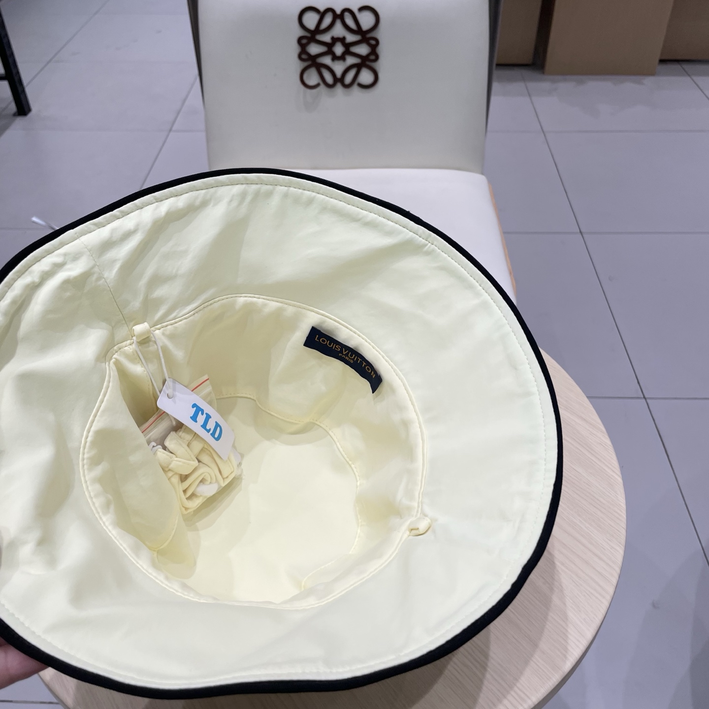 LV 路易威登新款渔夫帽，头围57cm