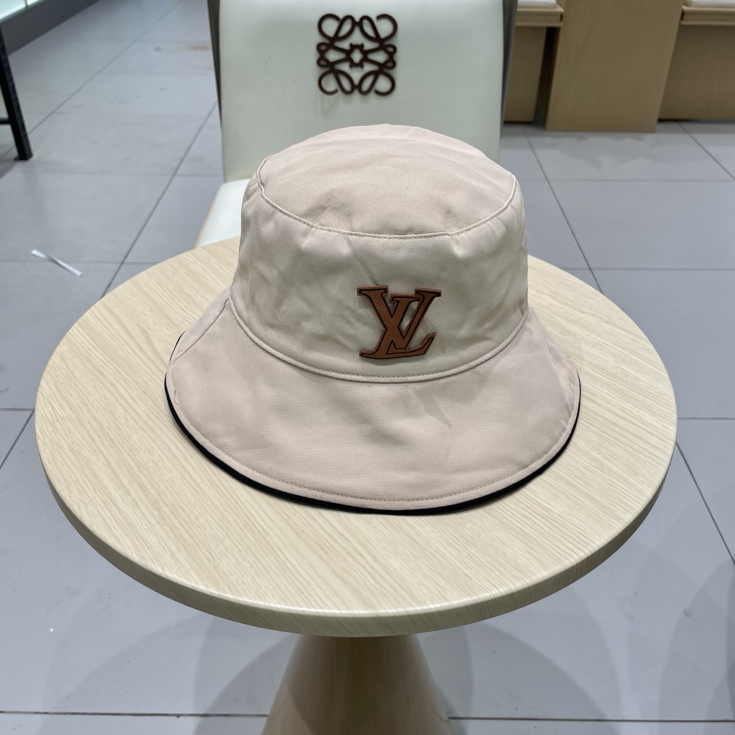NO:230120,LV Louis Vuitton new fisherman hat, head circumference 57cm hat, straw hat fisherman hat baseball hat, hat, louis vuitton, louis vuitton, espadrilles, hats19860909LV 路易威登新款渔夫帽,头围57cm帽子草帽渔夫帽棒球帽,帽子,louis vuitton,louis vuitton,espadrilles,hats,hat