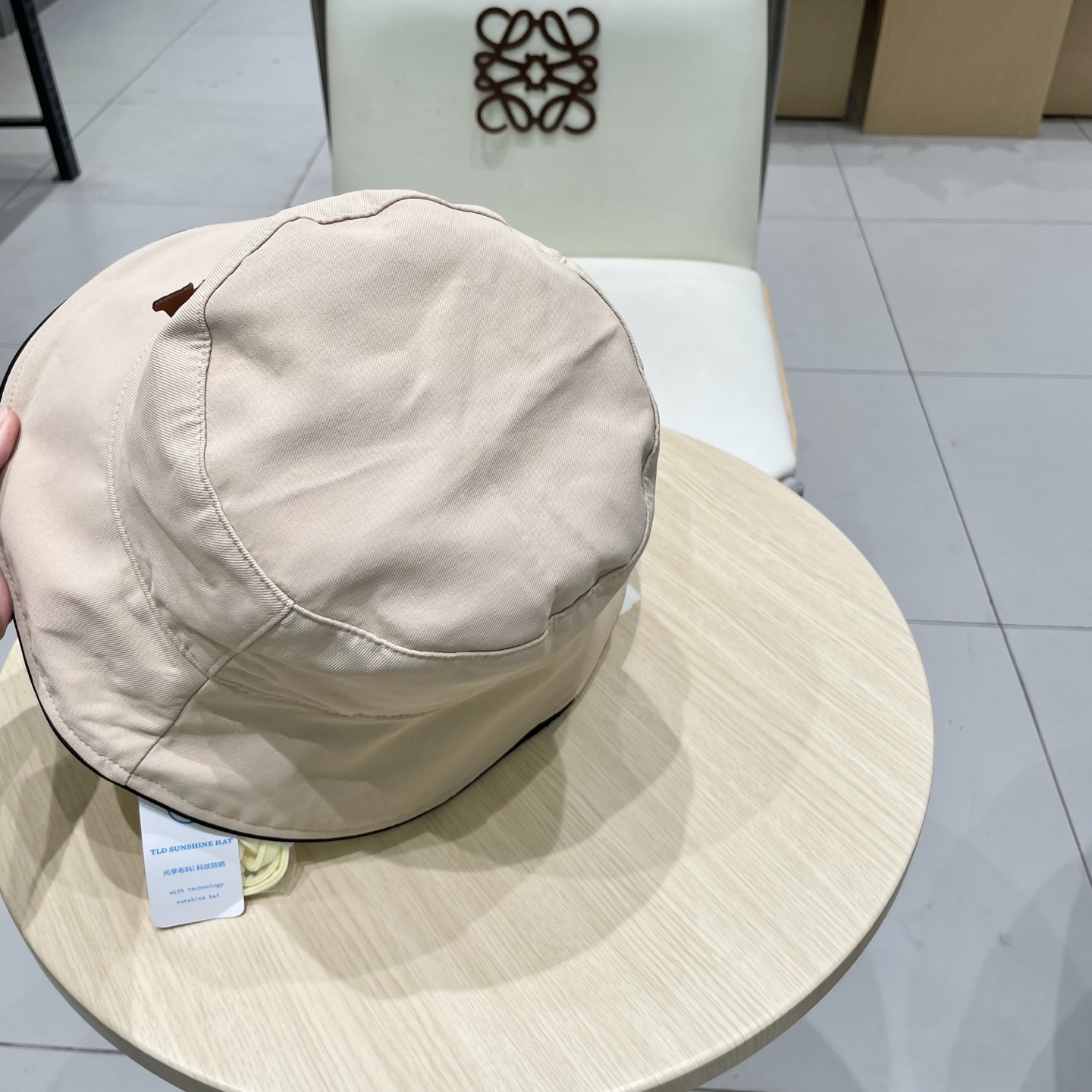 LV 路易威登新款渔夫帽，头围57cm