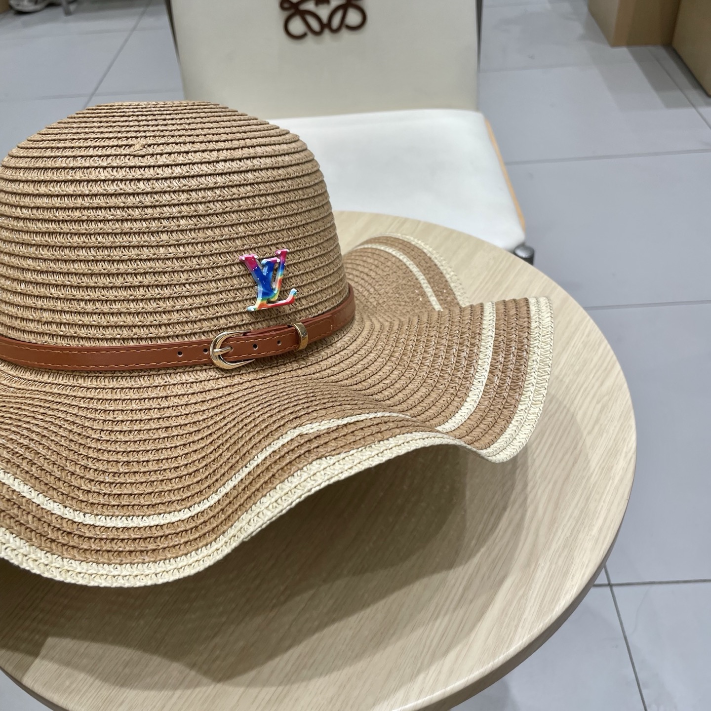 LV路易威登新款草帽，圆顶礼帽，头围57cm