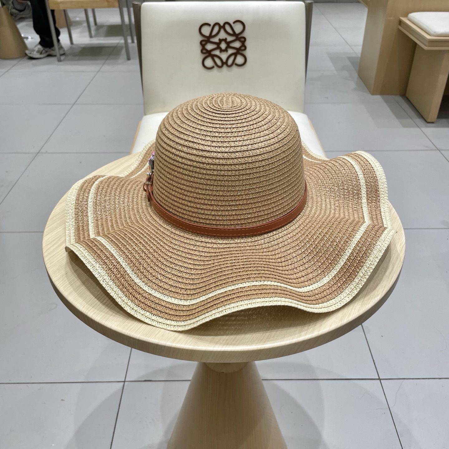 LV路易威登新款草帽，圆顶礼帽，头围57cm