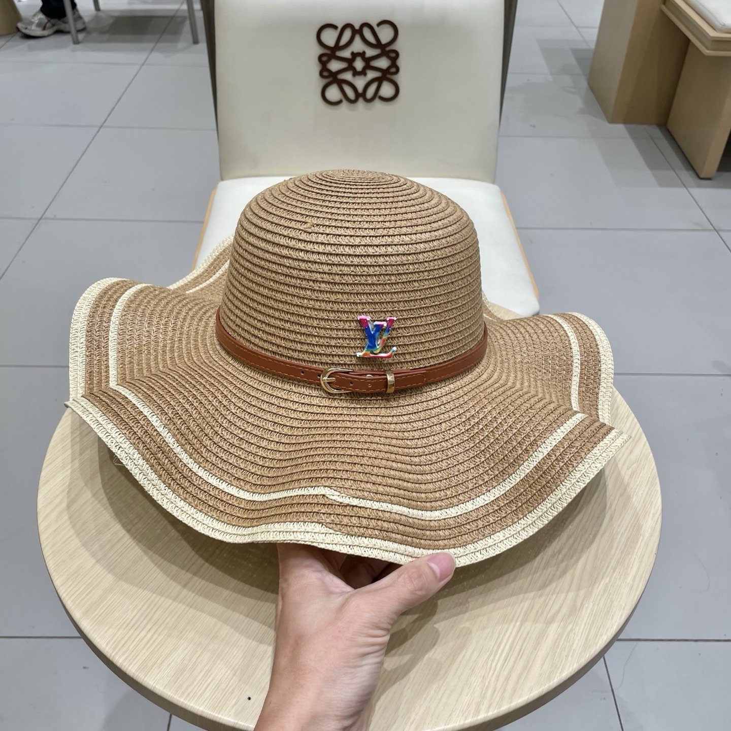 LV路易威登新款草帽，圆顶礼帽，头围57cm