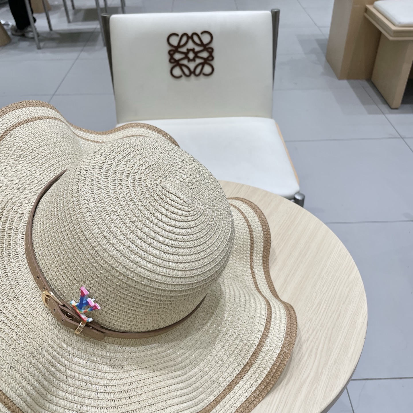 LV路易威登新款草帽，圆顶礼帽，头围57cm