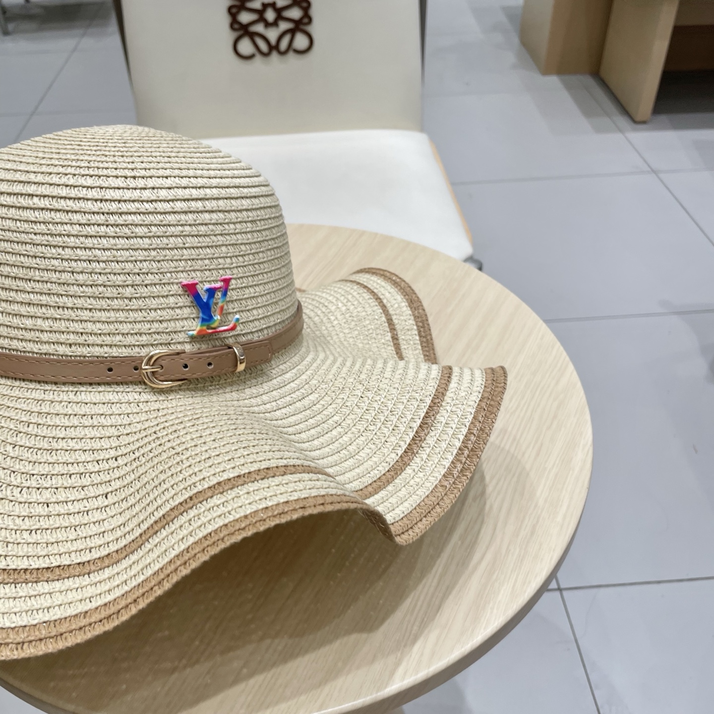 LV路易威登新款草帽，圆顶礼帽，头围57cm