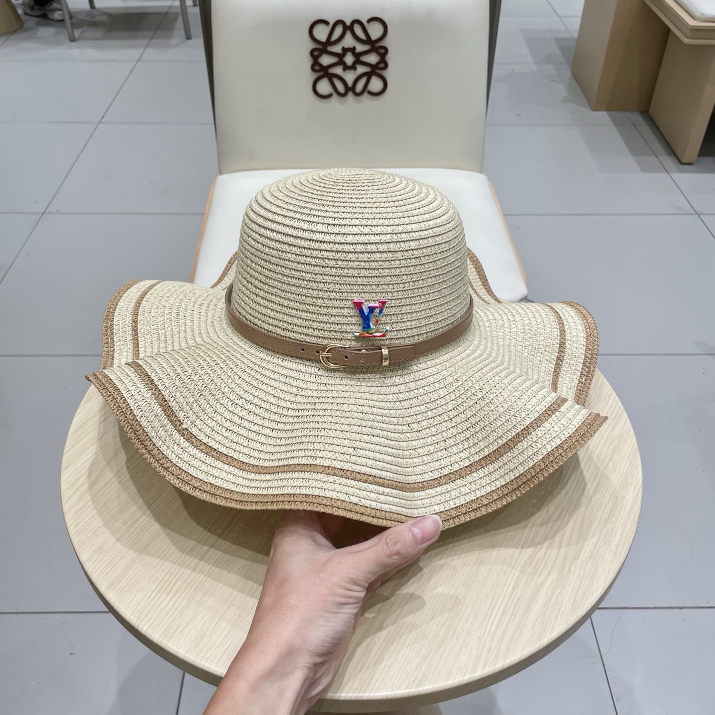 LV路易威登新款草帽，圆顶礼帽，头围57cm