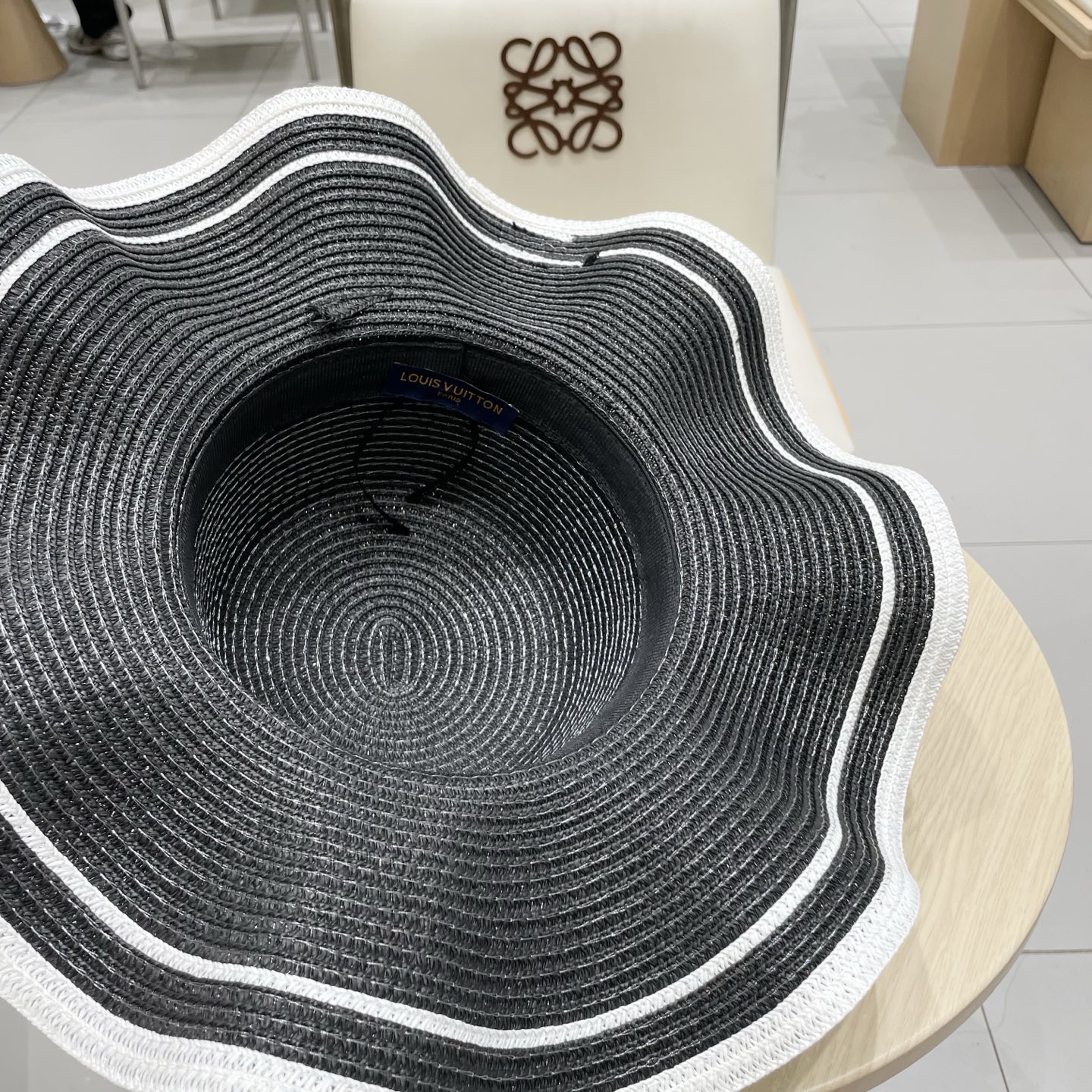 LV路易威登新款草帽，圆顶礼帽，头围57cm