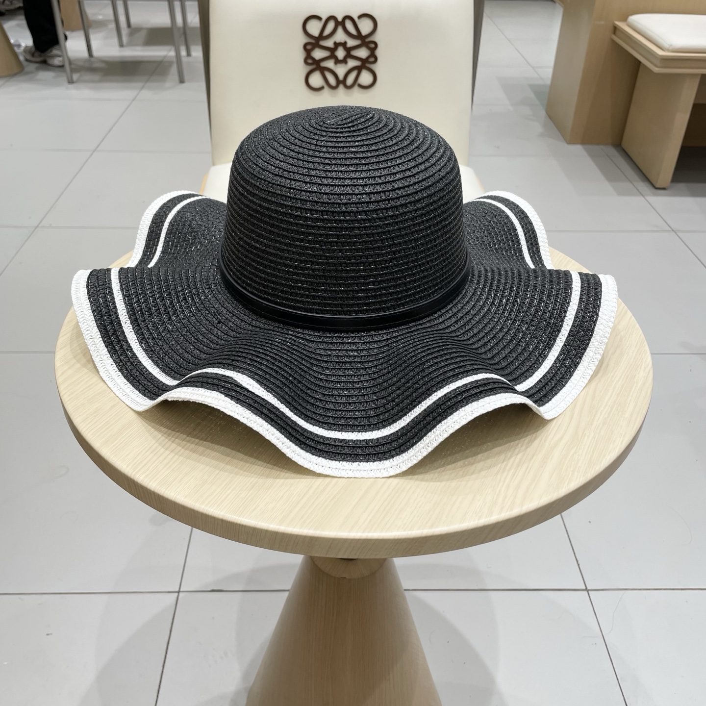 LV路易威登新款草帽，圆顶礼帽，头围57cm