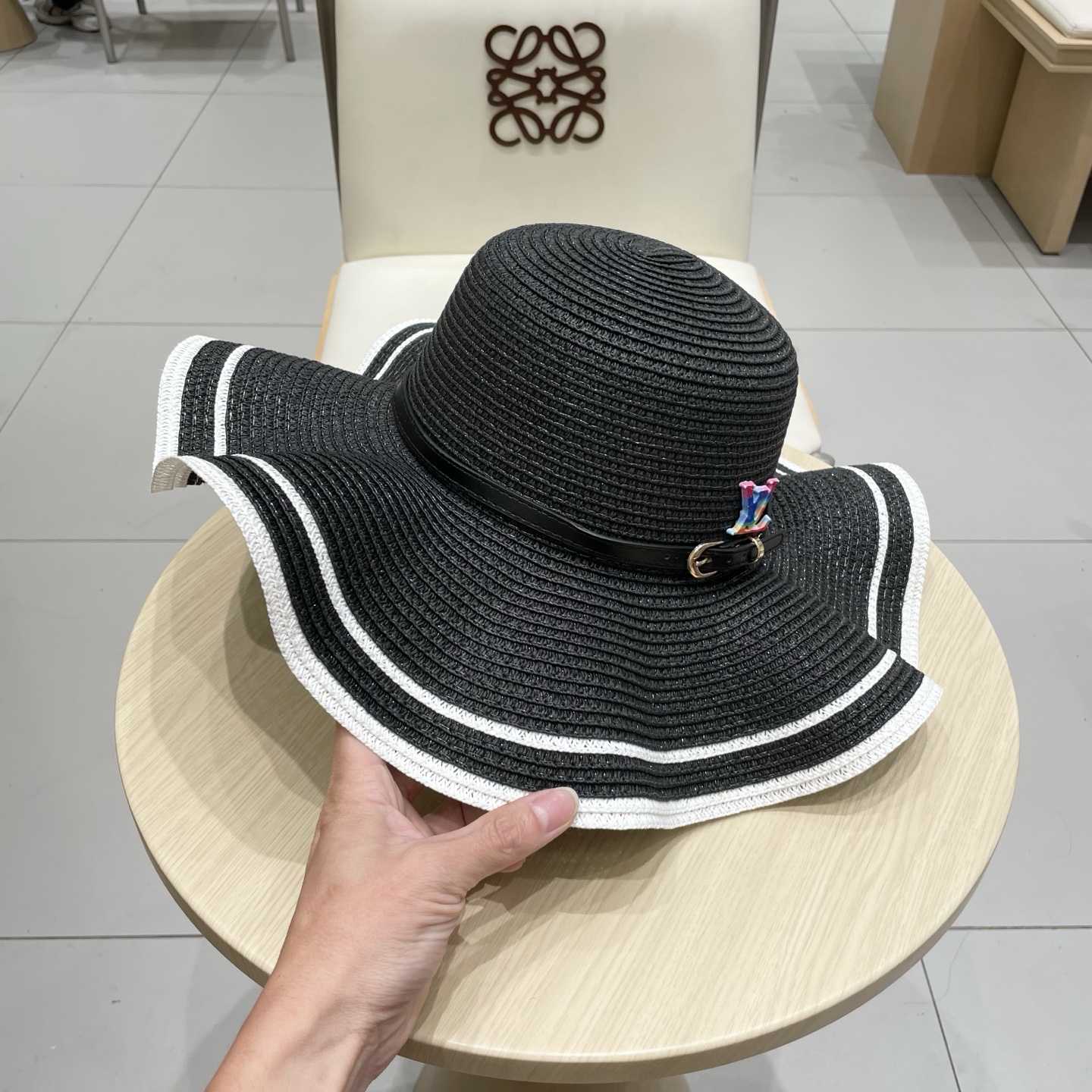 LV路易威登新款草帽，圆顶礼帽，头围57cm