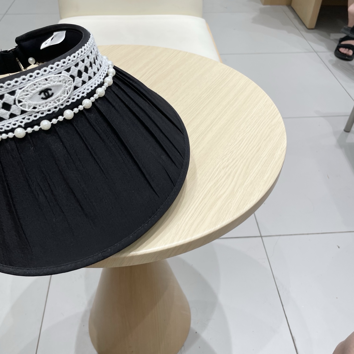  Chanel香奈儿空顶遮阳帽，发箍遮阳帽，头围57cm