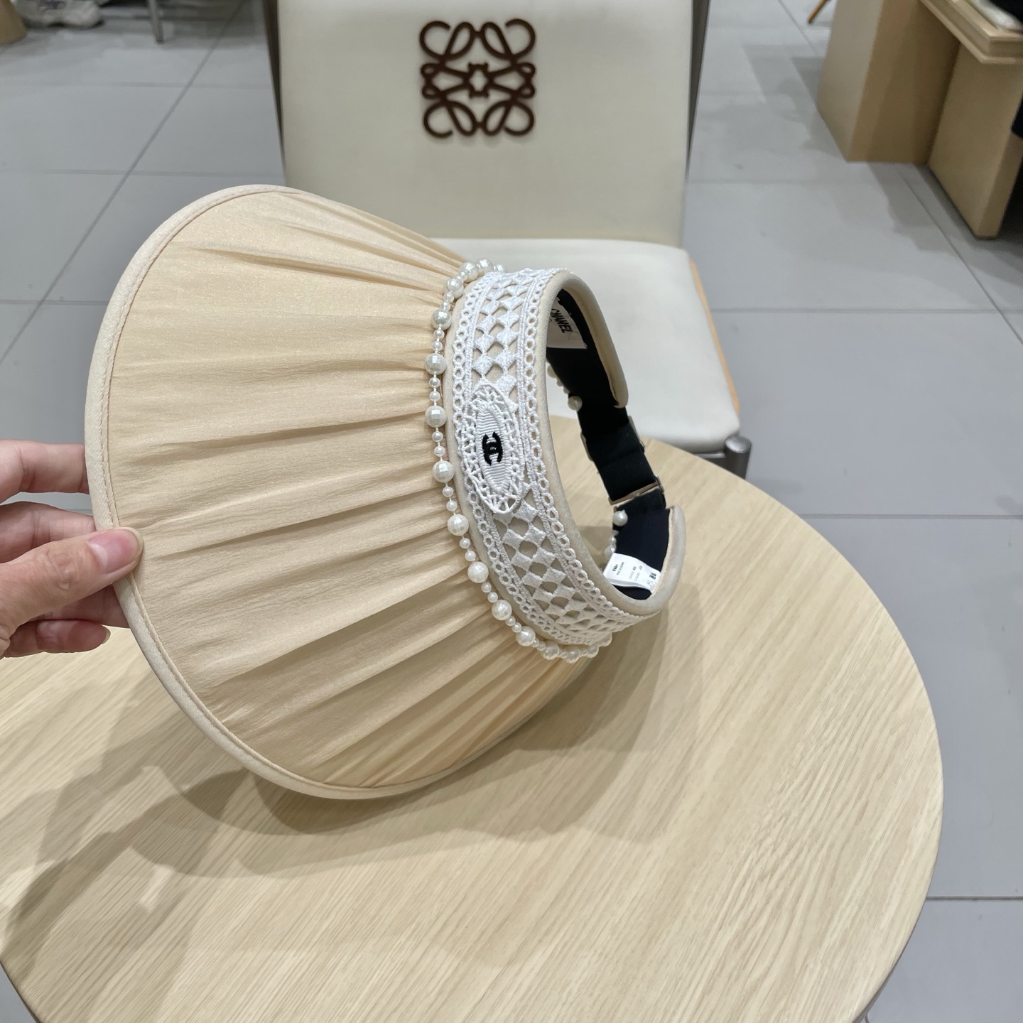  Chanel香奈儿空顶遮阳帽，发箍遮阳帽，头围57cm