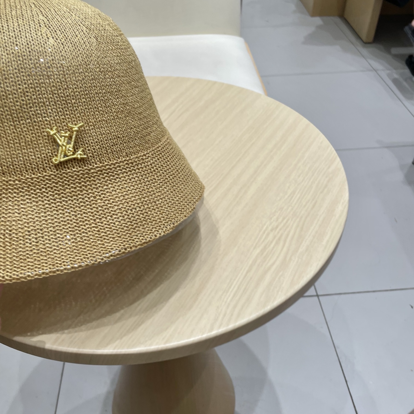  LV路易威登日本和纸薄款透气针织渔夫帽子女春夏素颜百搭盆帽显脸小水桶帽潮