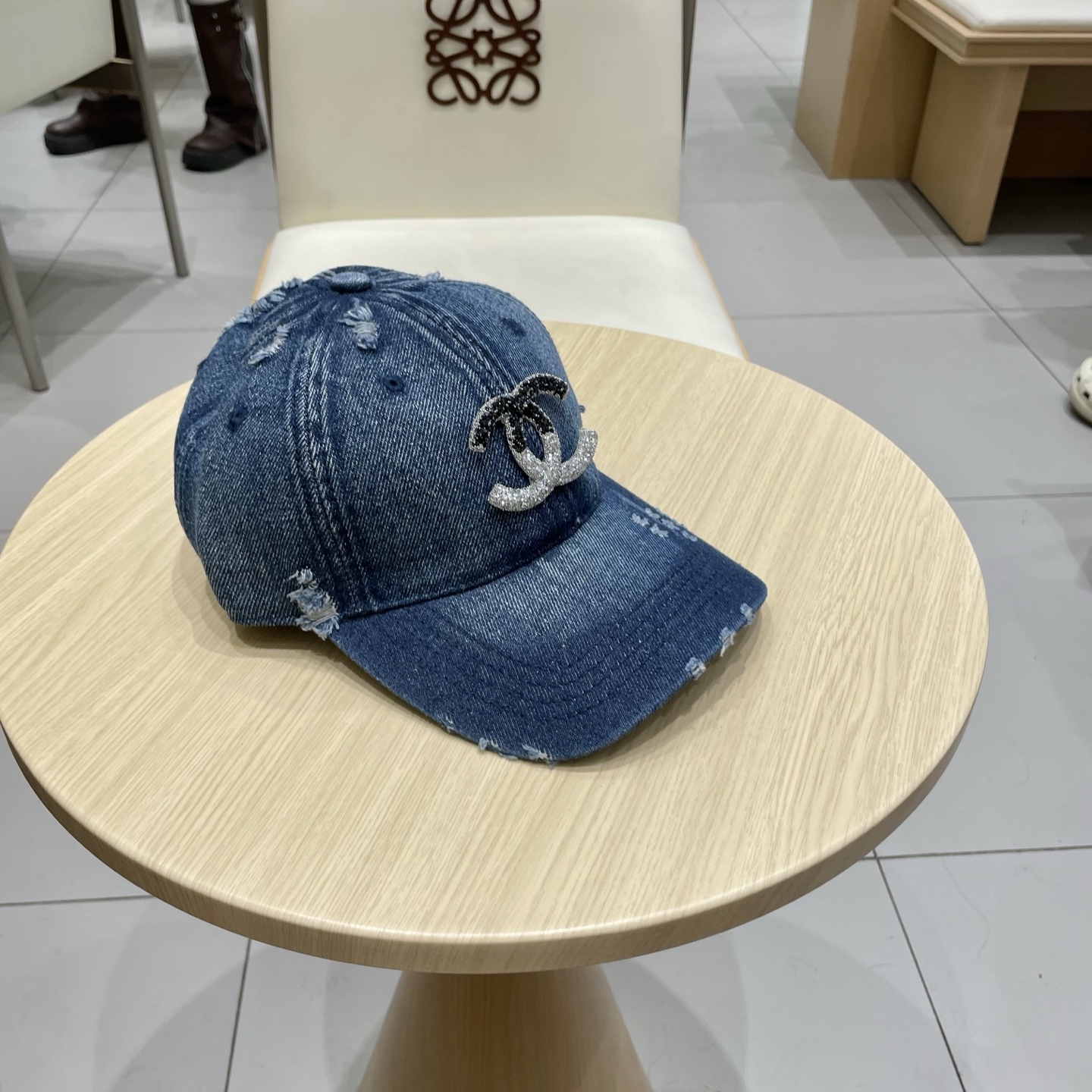  CHANEL香奈儿】新款简约logo棒球帽，新款出货，大牌款超好搭配，赶紧入手！