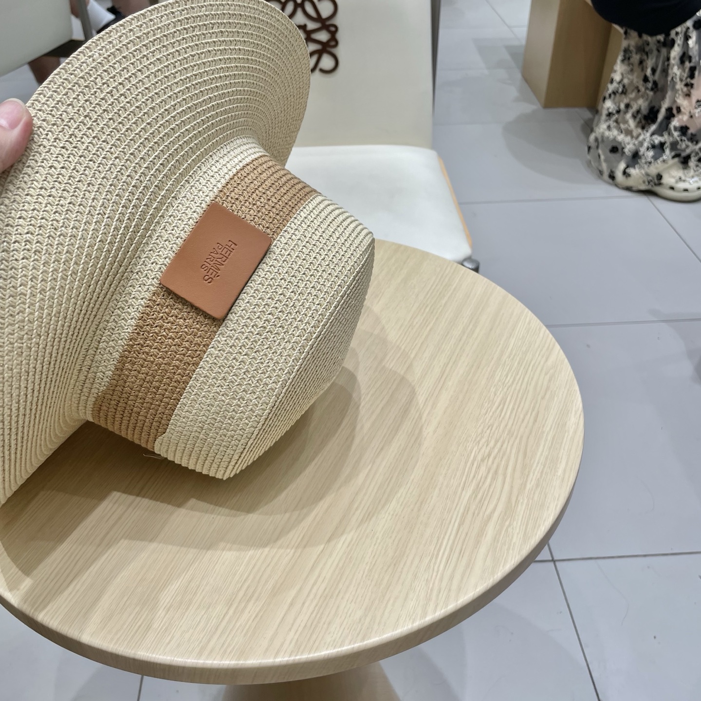  爱马仕新款草帽，平顶礼帽，头围57cm