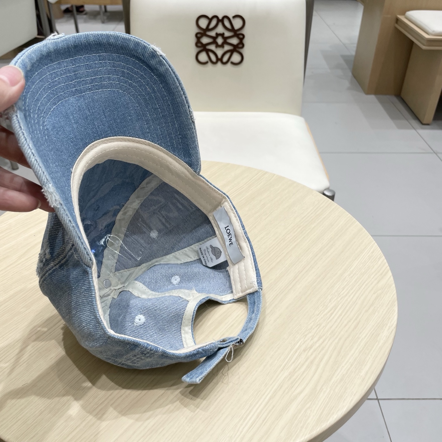  【罗意威】新款刺绣棒球帽，专柜同步出货，大牌款超好搭配，赶紧入手