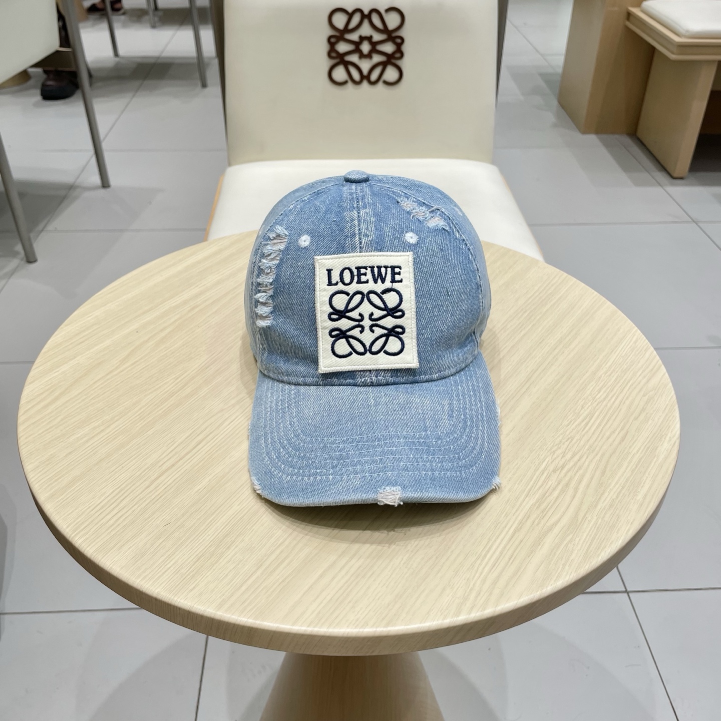  【罗意威】新款刺绣棒球帽，专柜同步出货，大牌款超好搭配，赶紧入手