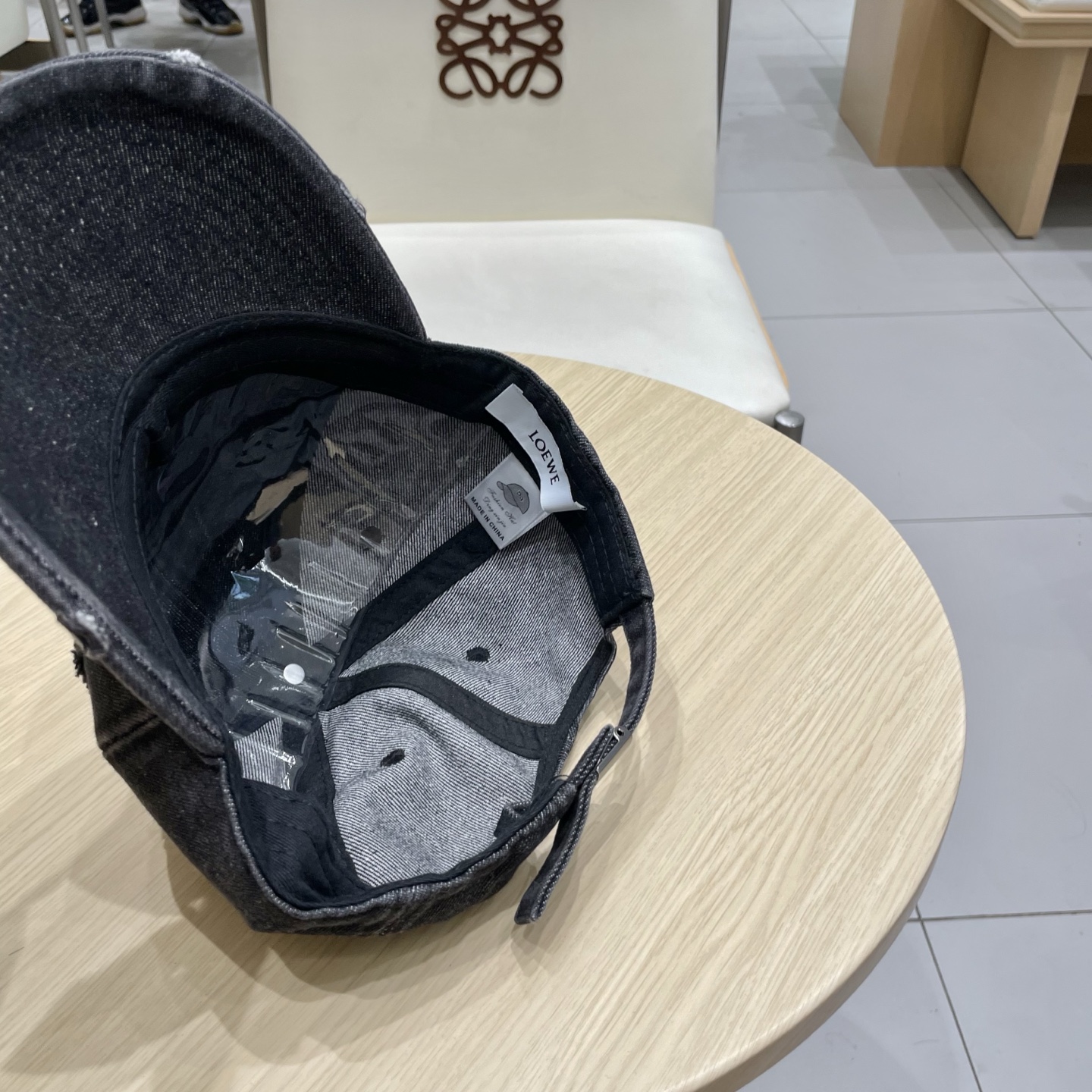  【罗意威】新款刺绣棒球帽，专柜同步出货，大牌款超好搭配，赶紧入手