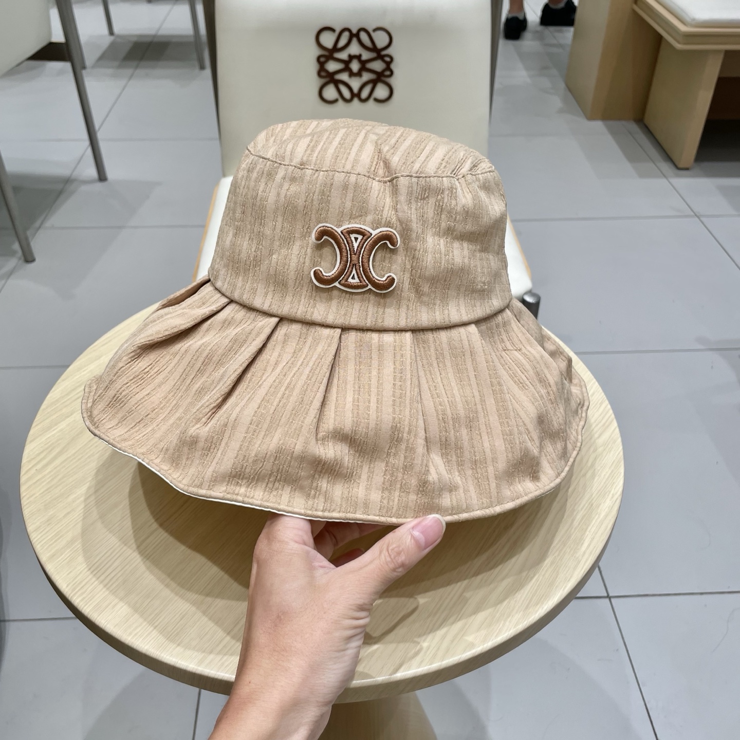  celine塞琳2025新款渔夫帽女遮脸防晒帽子夏季海边黑胶防紫外线遮阳太阳帽子