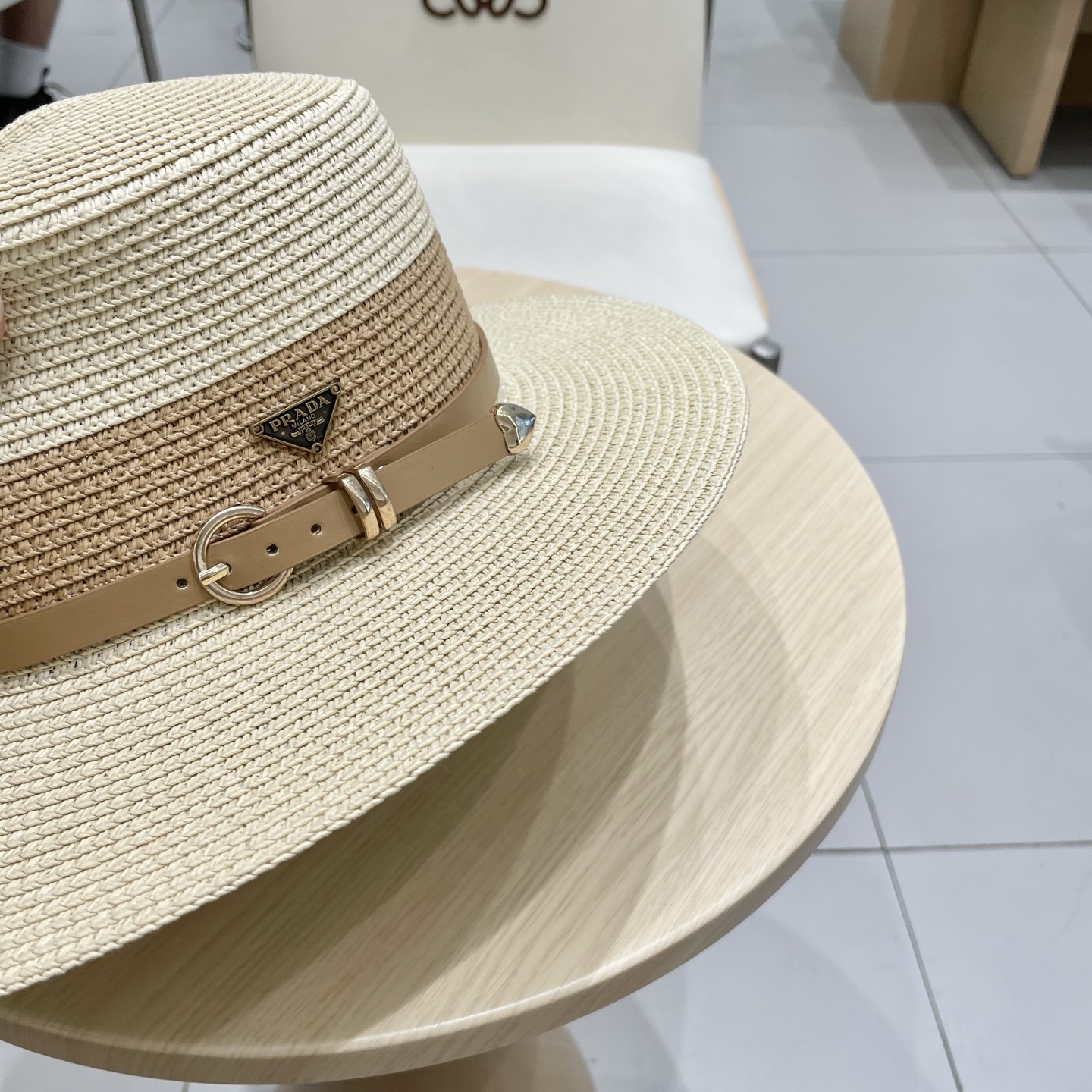 Prada普拉达平顶草帽，拼色礼帽，头围57cm