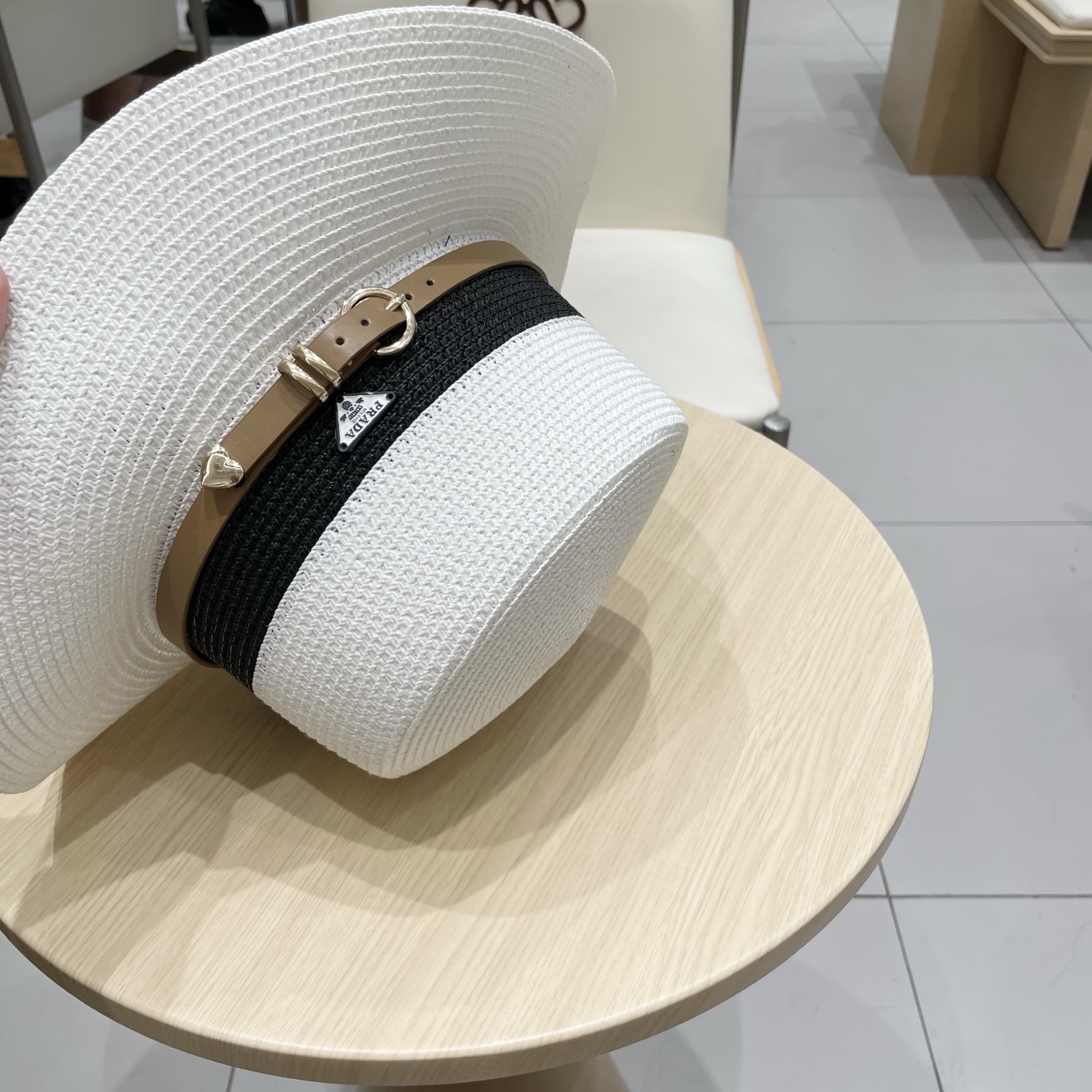 Prada普拉达平顶草帽，拼色礼帽，头围57cm