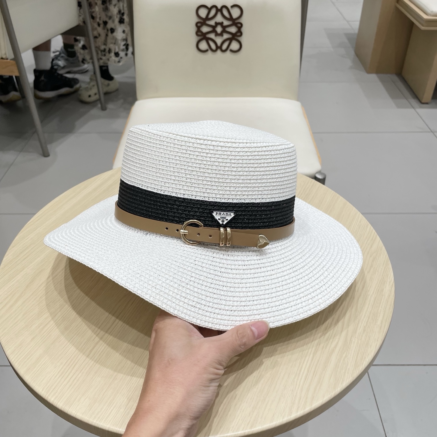 Prada普拉达平顶草帽，拼色礼帽，头围57cm