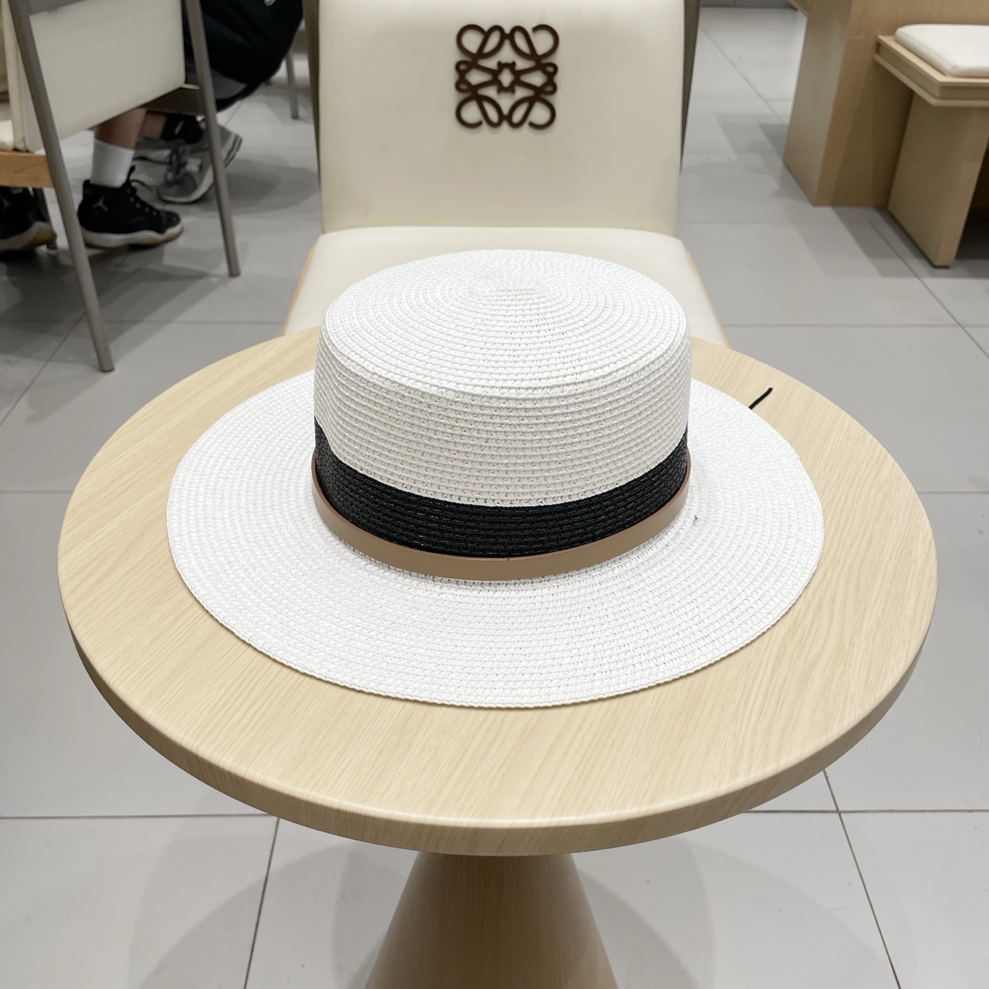 Prada普拉达平顶草帽，拼色礼帽，头围57cm